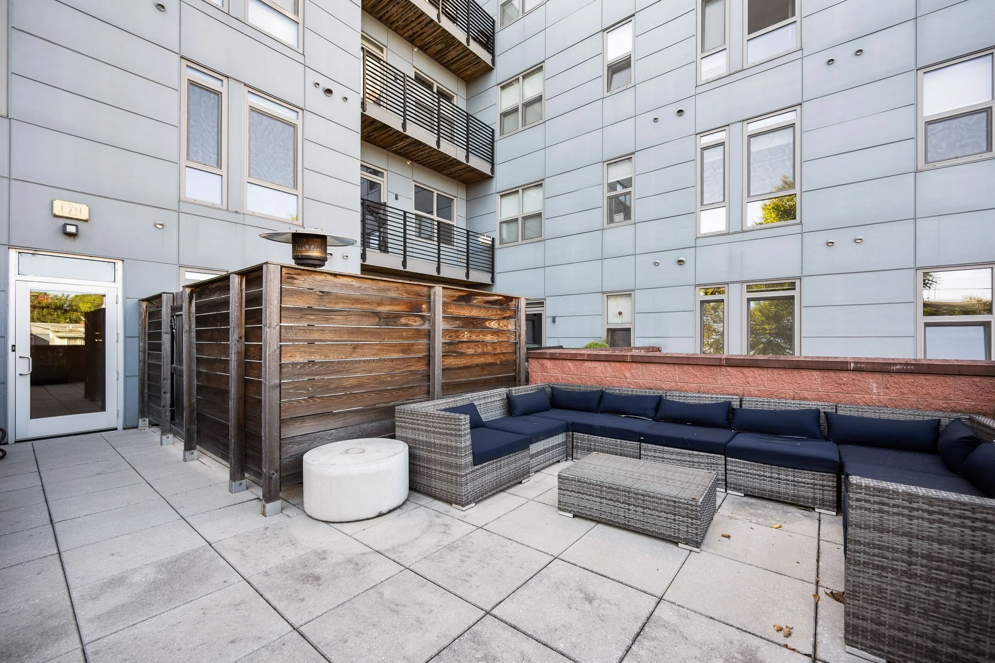 20-web-or-mls-900 11th St SE g07-Washington, DC 20003-20.jpg