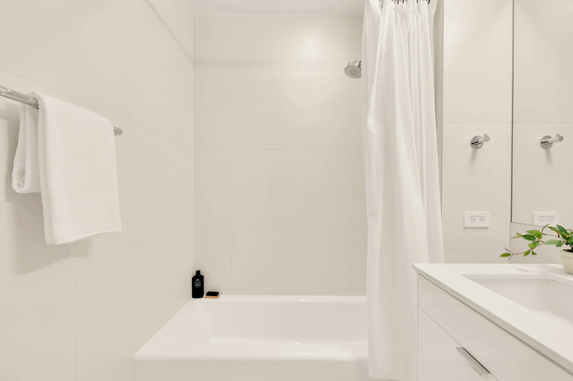 1111 24th St NW PH101-0032.jpg