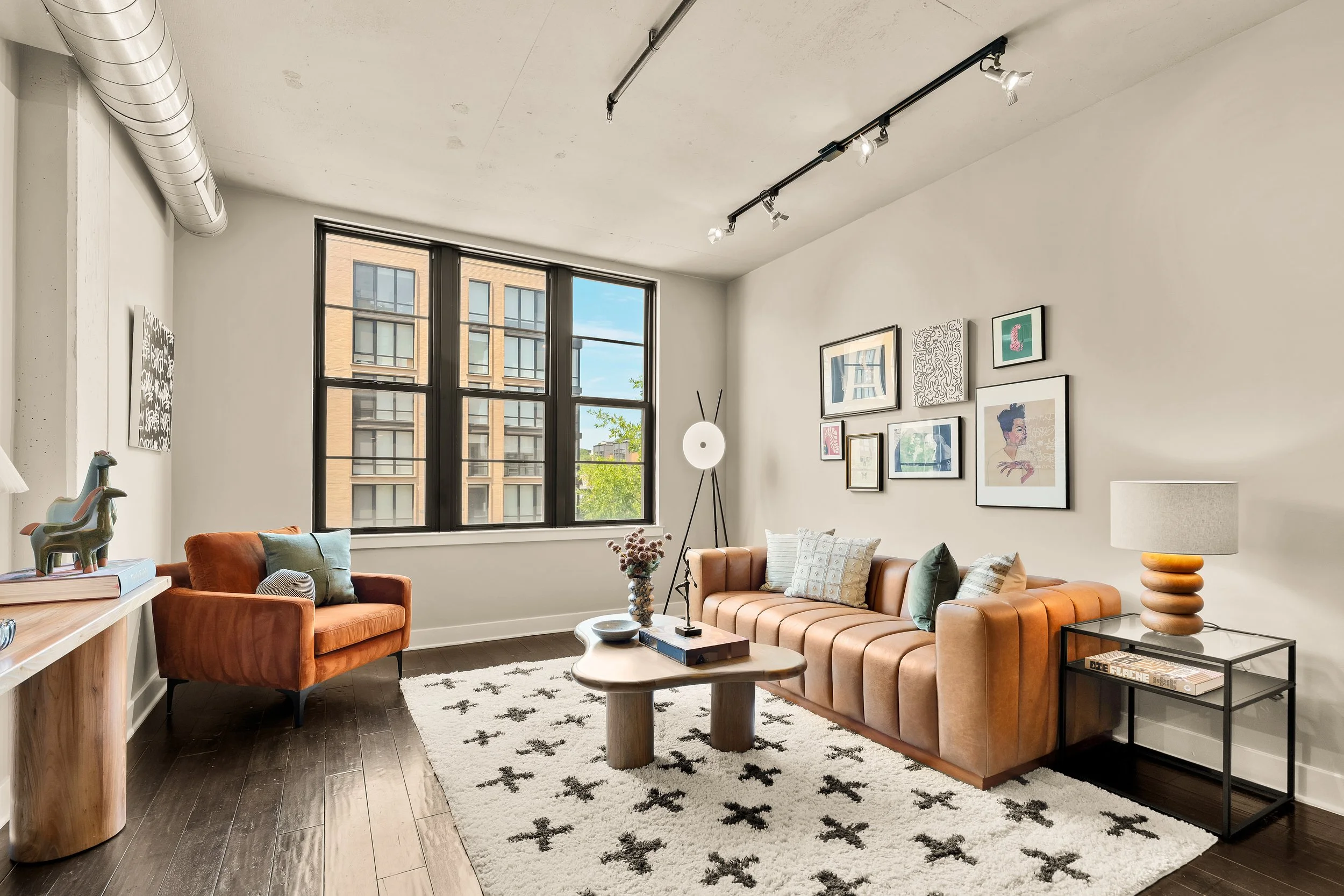 2125 14th St NW 427-0024.jpg