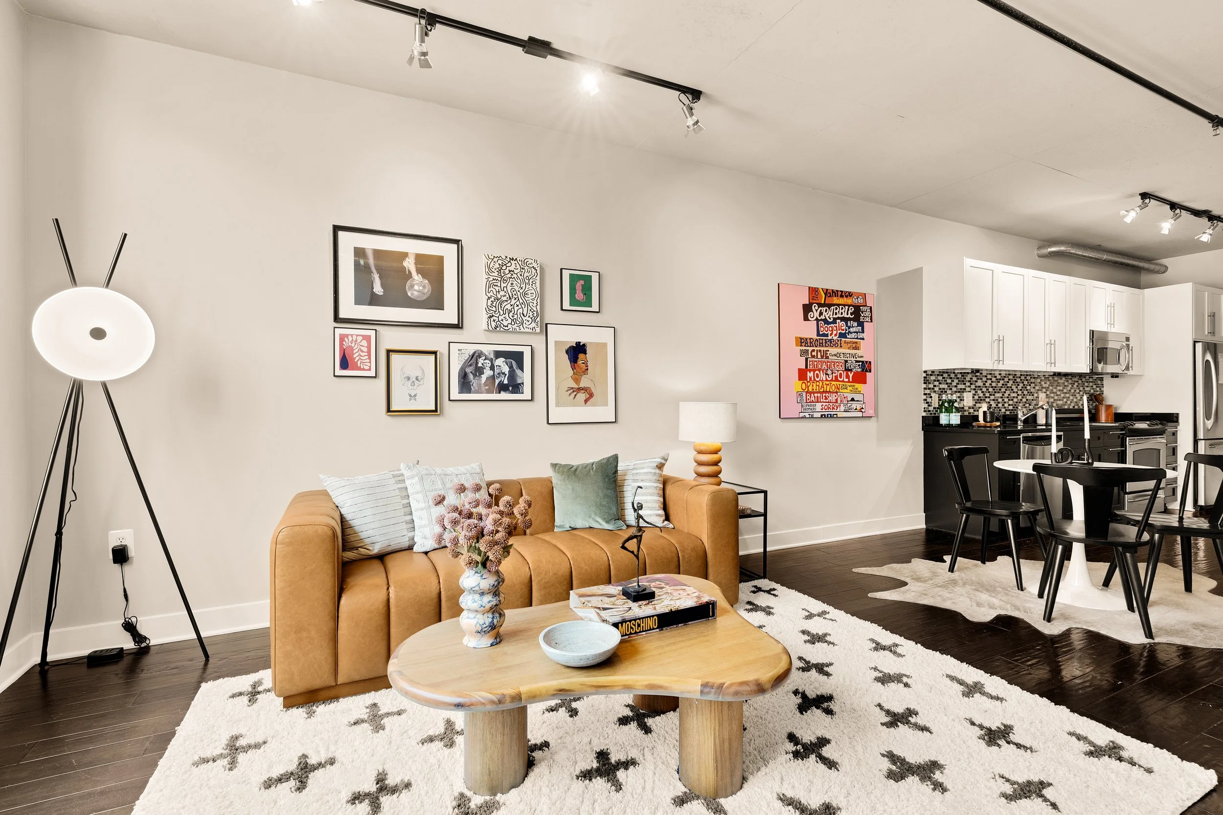 2125 14th St NW 427-0028.jpg