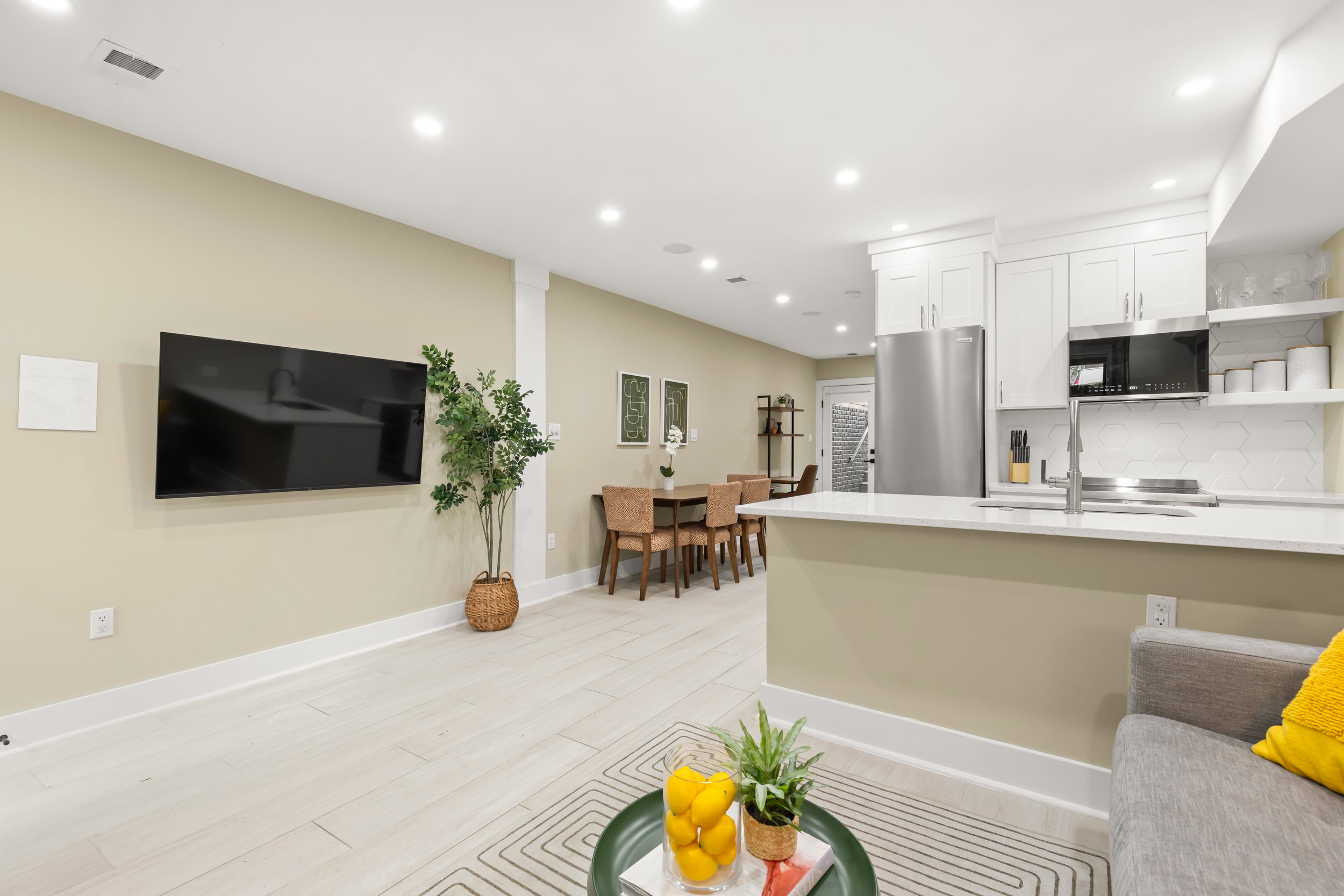 919 French St NW-0046.jpg