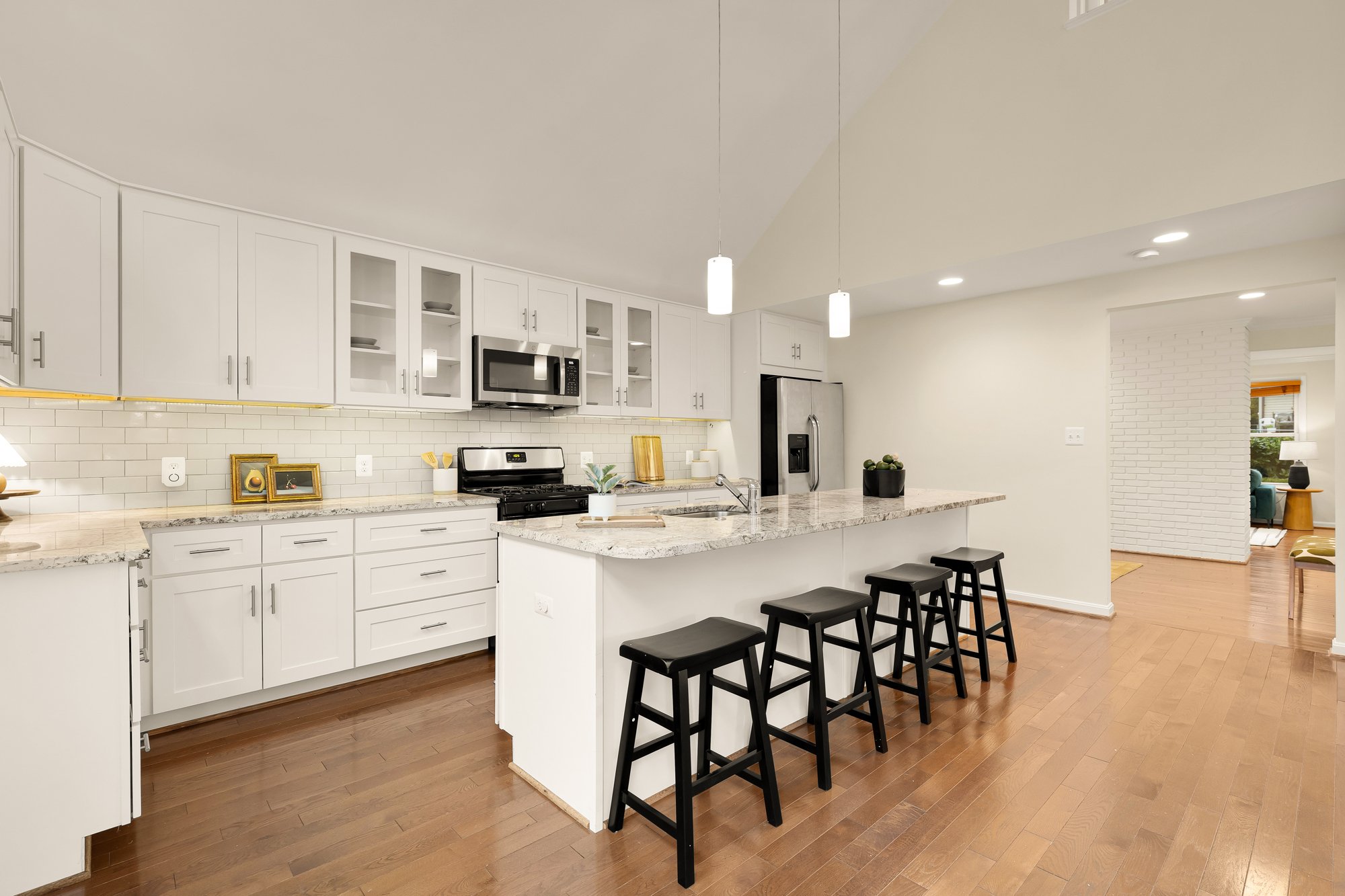 5816 Vandergrift Ave-0020.jpg