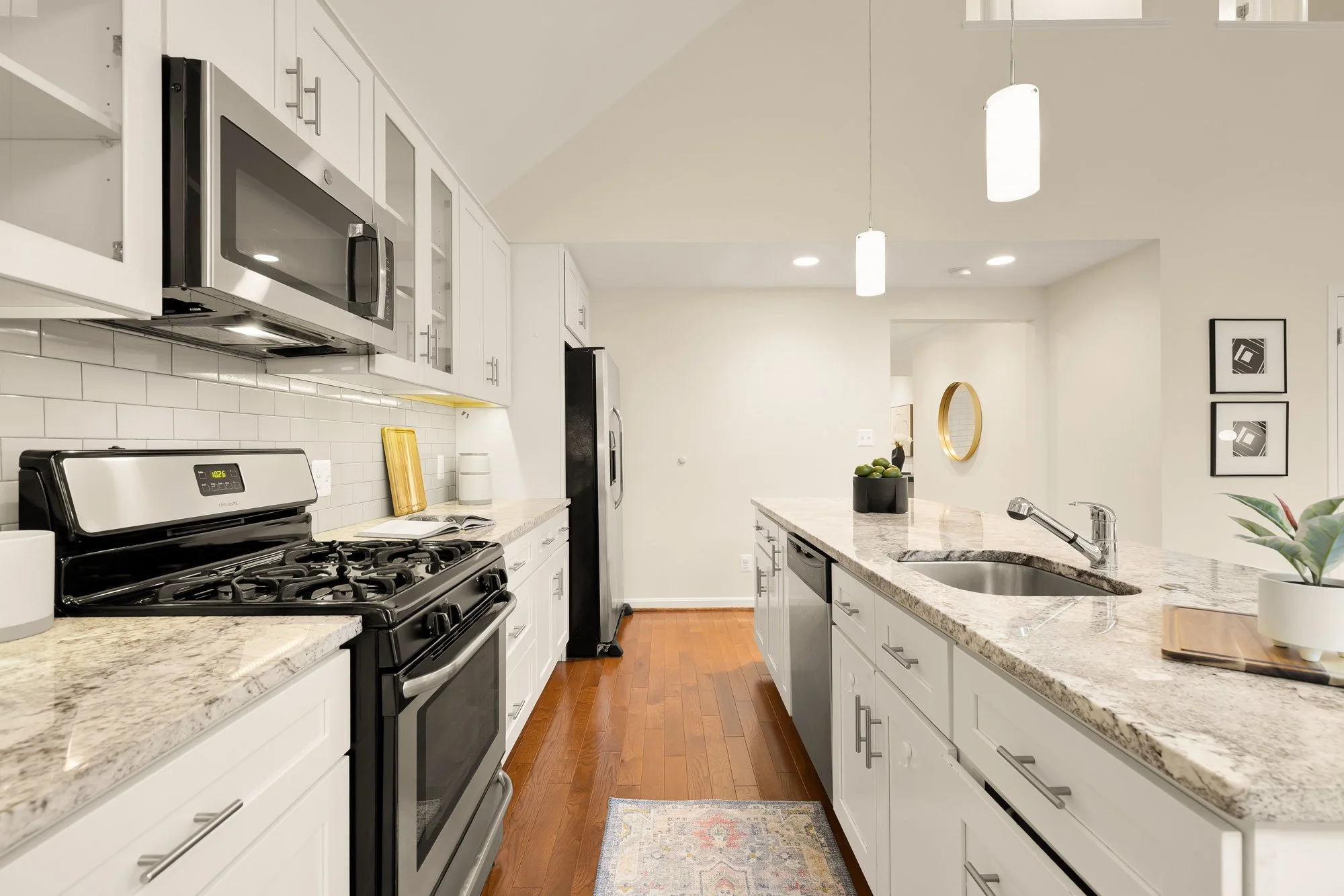5816 Vandergrift Ave-0021.jpg