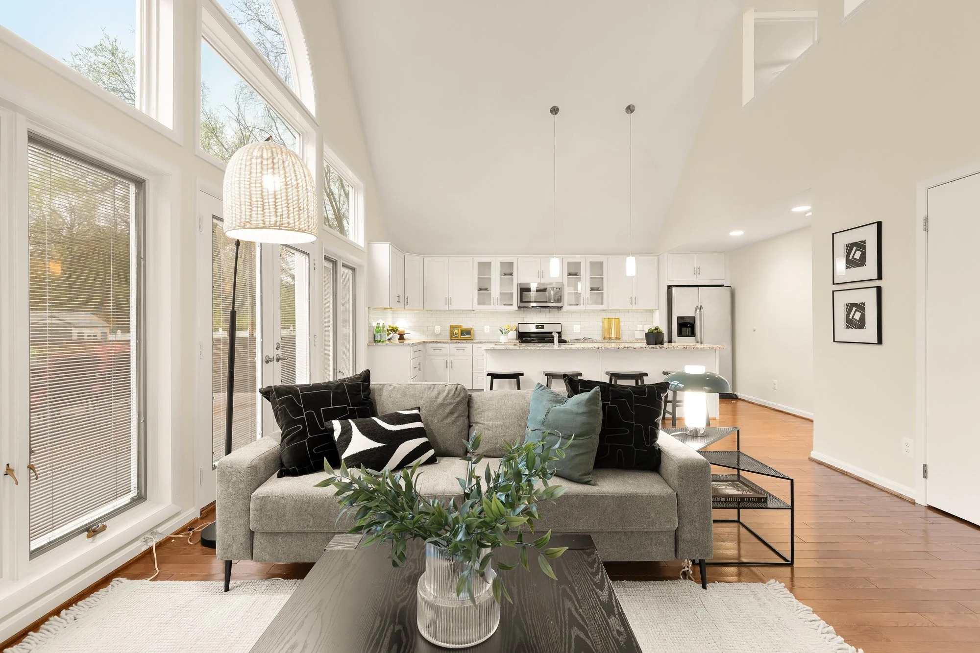 5816 Vandergrift Ave-0029.jpg
