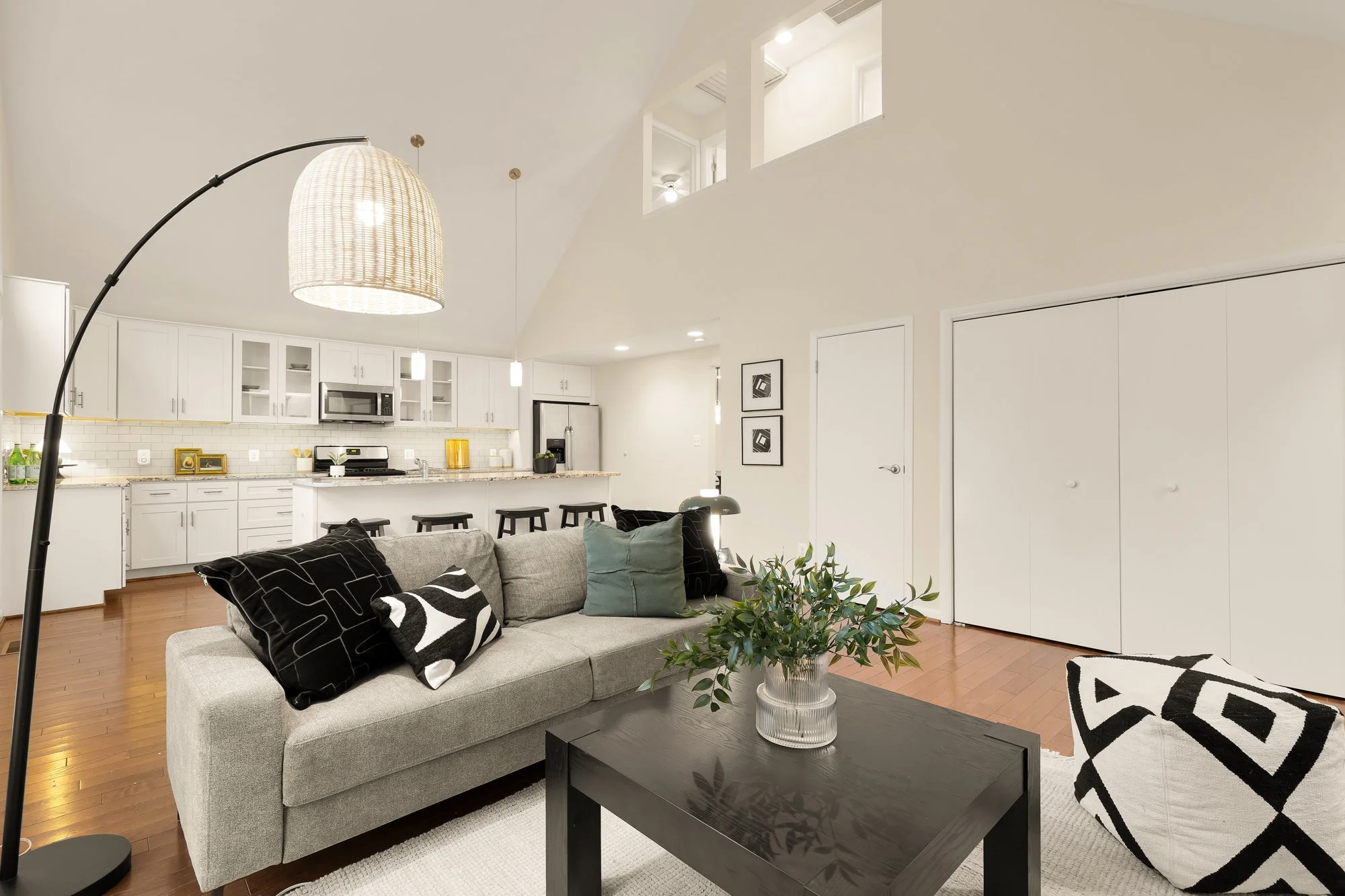 5816 Vandergrift Ave-0030.jpg