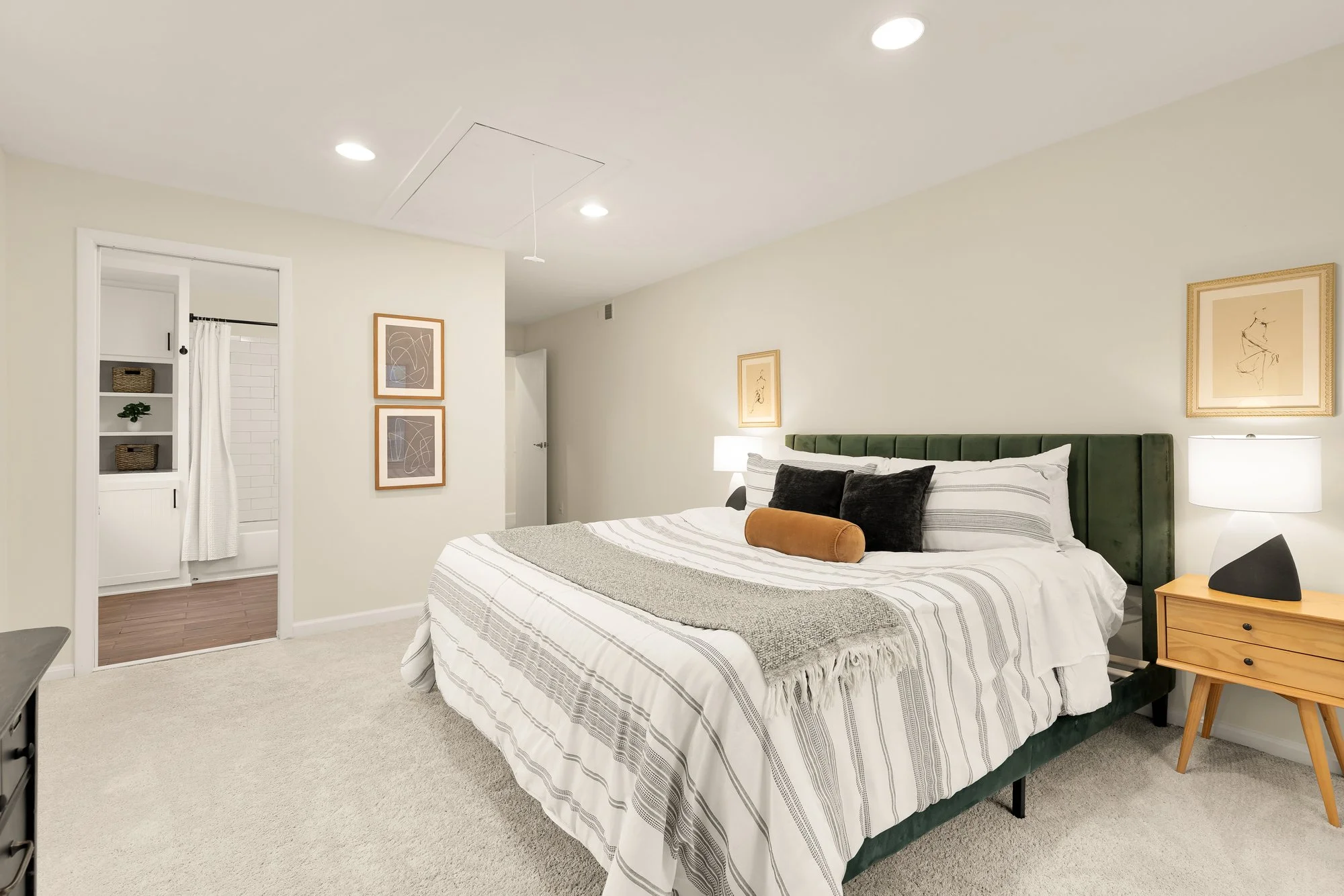 5816 Vandergrift Ave-0038.jpg
