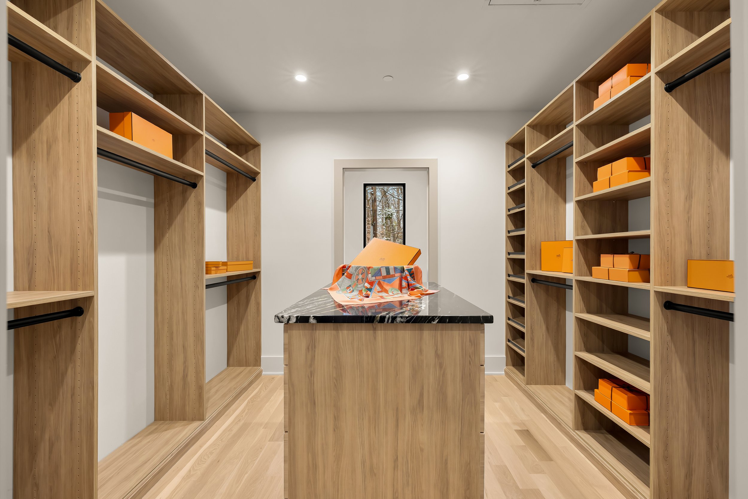 6916 Carmichael Ave Staged-0056.jpg