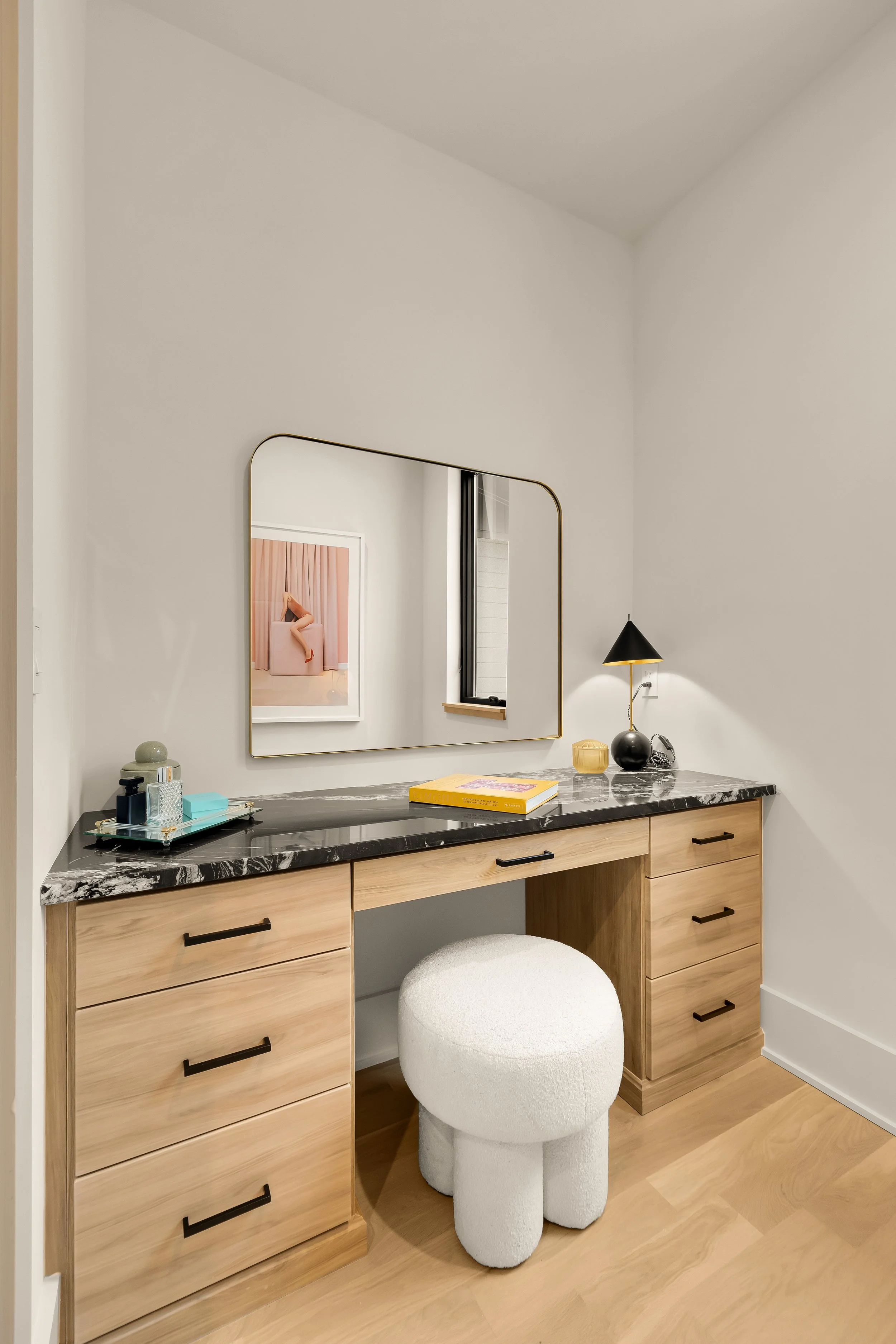 6916 Carmichael Ave Staged-0059.jpg