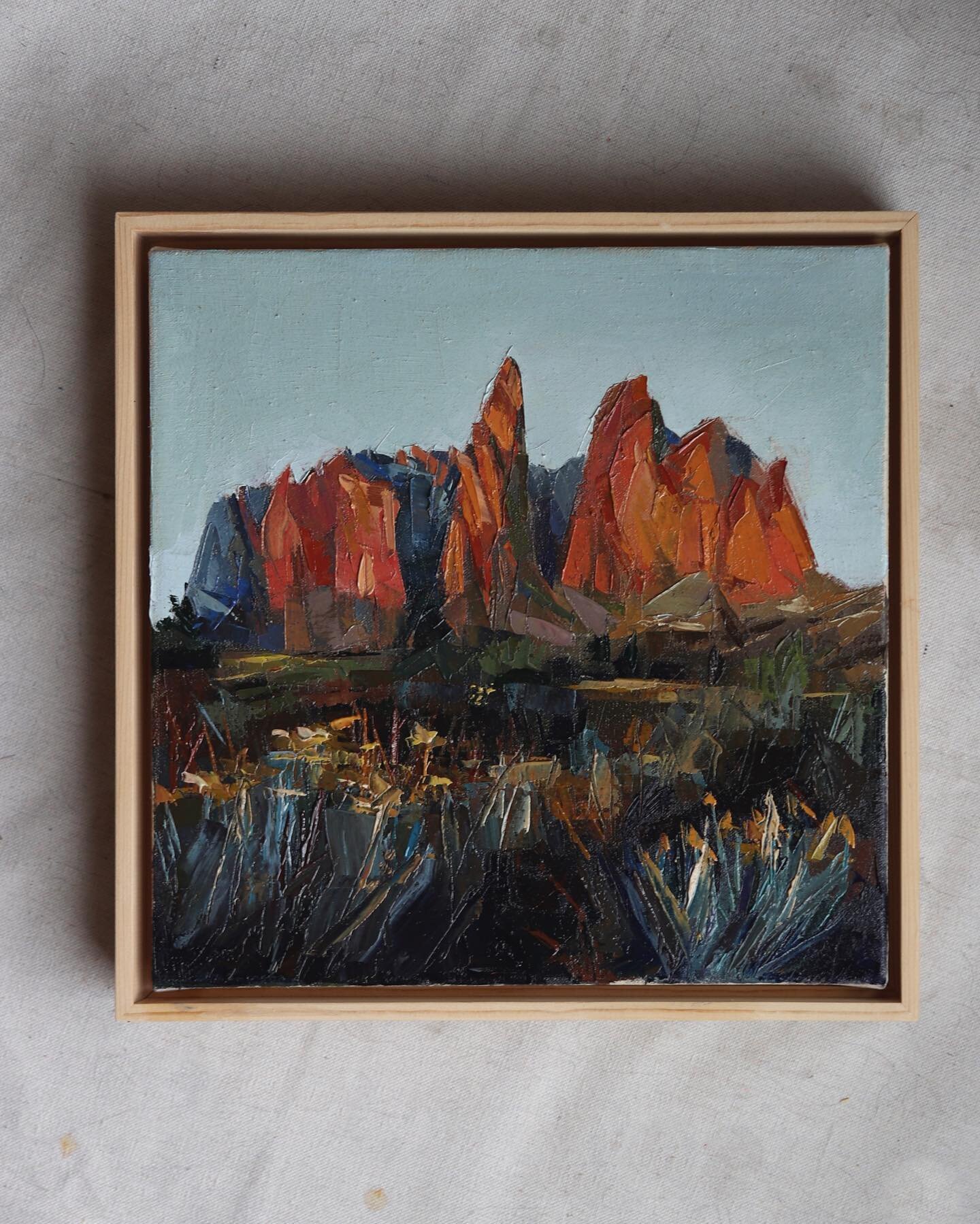 Oregon summer 💕

#smithrock #smithrockstatepark #highdesert #sunrise #art #artiststudio #artistsoninstagram #artwork #artofinstagram #artist #artoftheday #artcollector #artlover #oilpaint #oilpainting #cloudscape #contemporarypainting #landscape #la