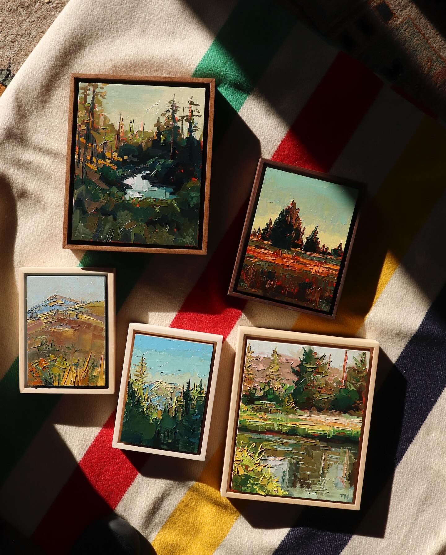 Coming tomorrow&hellip; Small Biz Saturday @ 9am PST ✨

5 new small paintings. 4 returning large paintings. 

I&rsquo;ve decided to run a studio sale and sell some larger paintings at a discount. I&rsquo;m hoping to clear out room (physical &amp; men