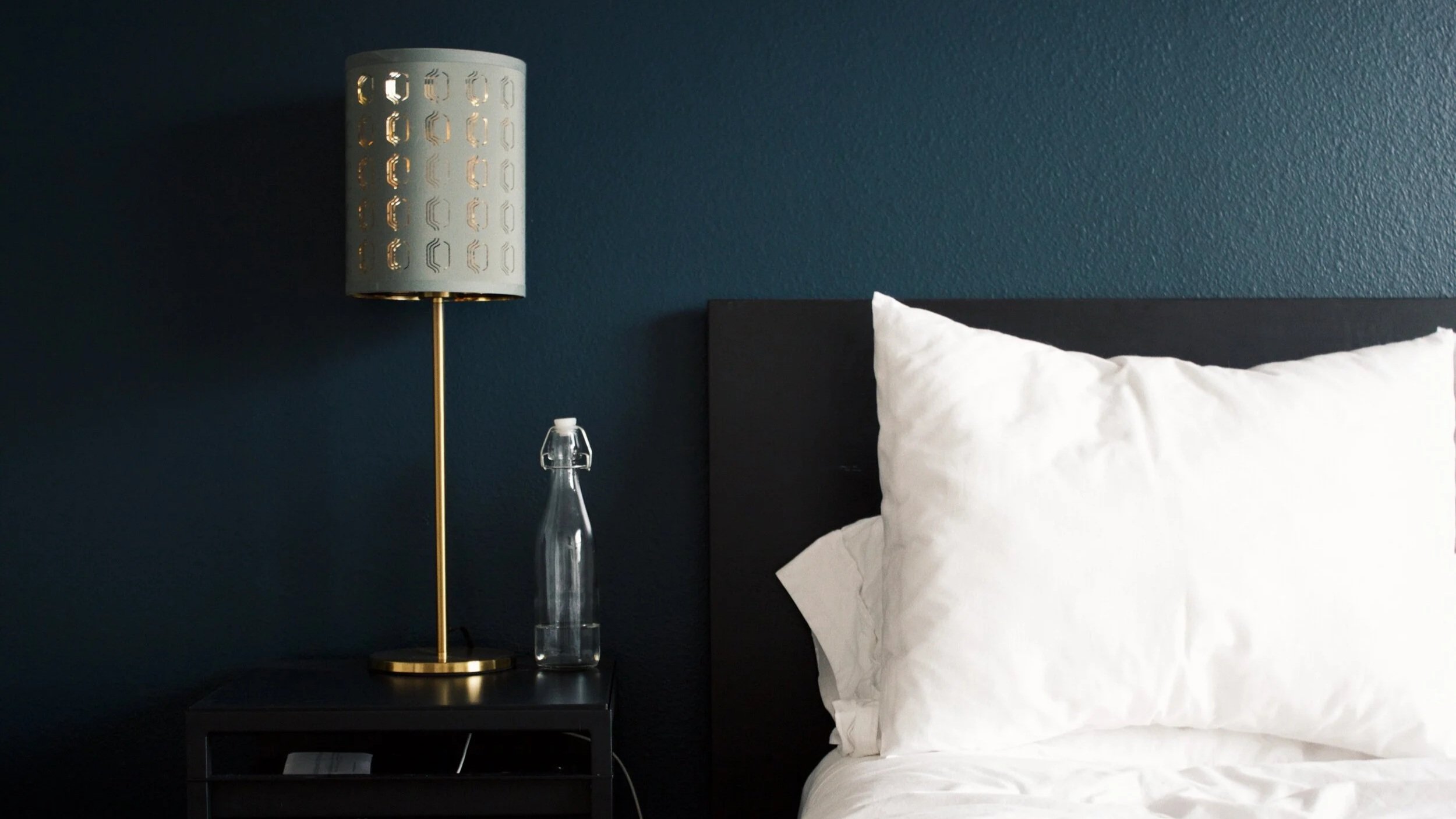   Merit   mer·it /ˈmerət/   excellence 