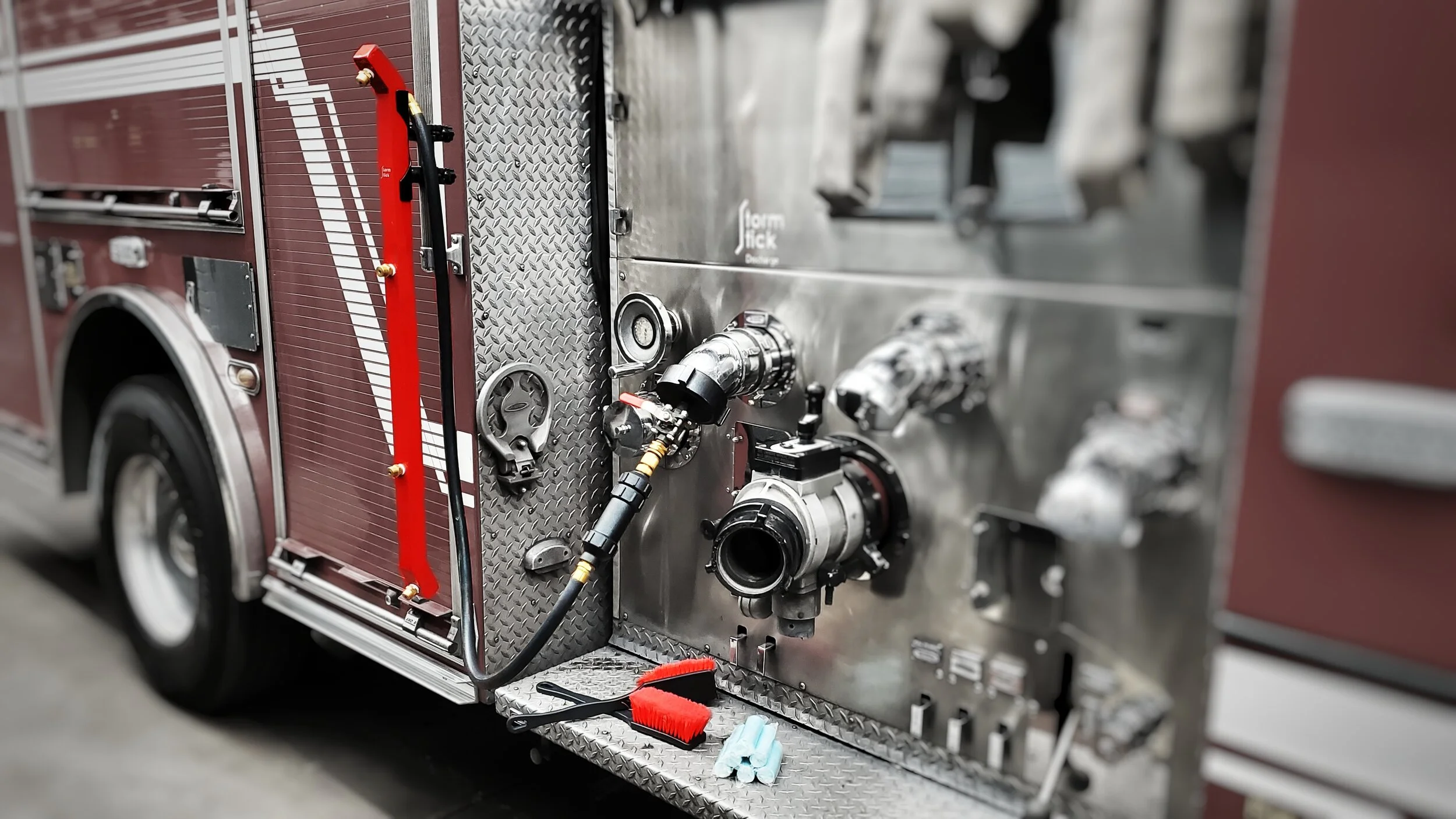 Complete StormStick System