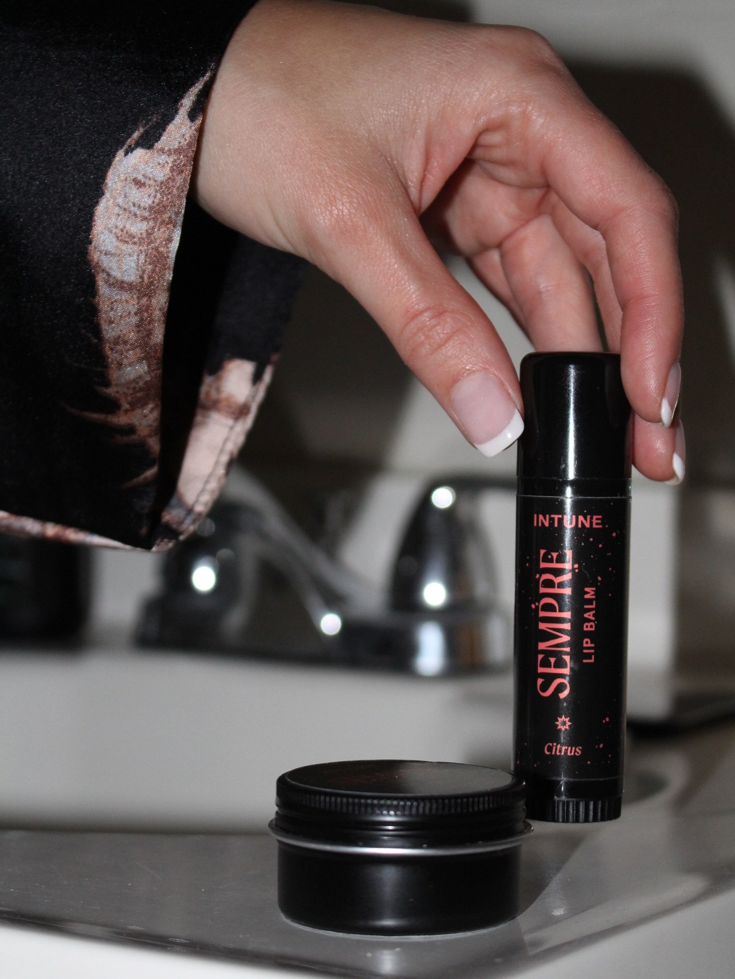 On the go or on your nightstand, Sempre is the do all balm you need 💋✨