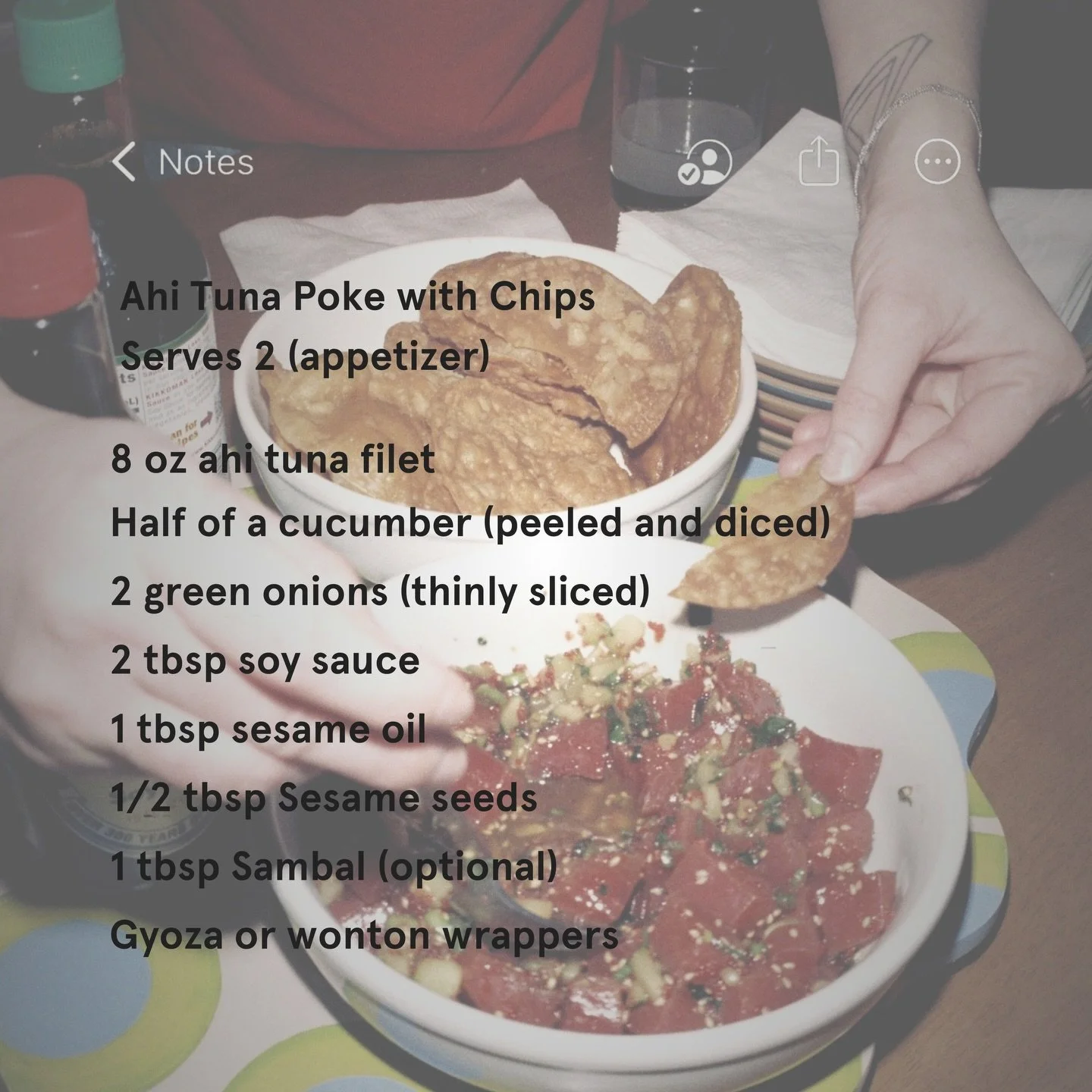 New recipe Sunday with @cassigill ~ Ahi Tuna Poke with Chips 🍣✨ swipe for the full recipe!