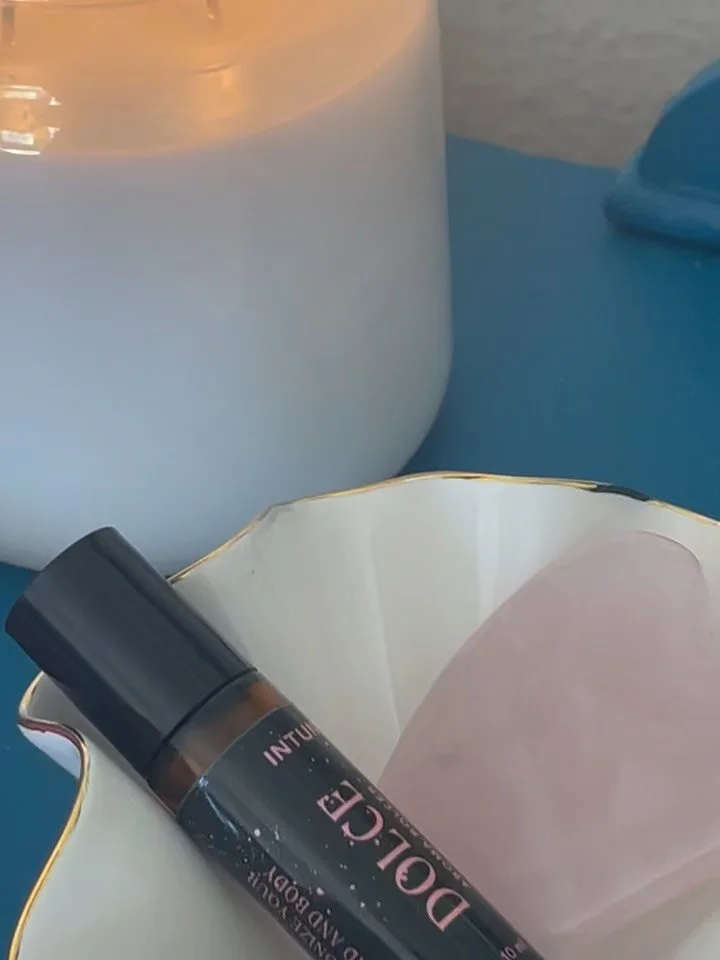 Spring time rules: buy flowers for yourself, take a long walk, light a candle, use dolce to brighten up your day, lay under the blue sky 🌸💗✨🦋🌿💐