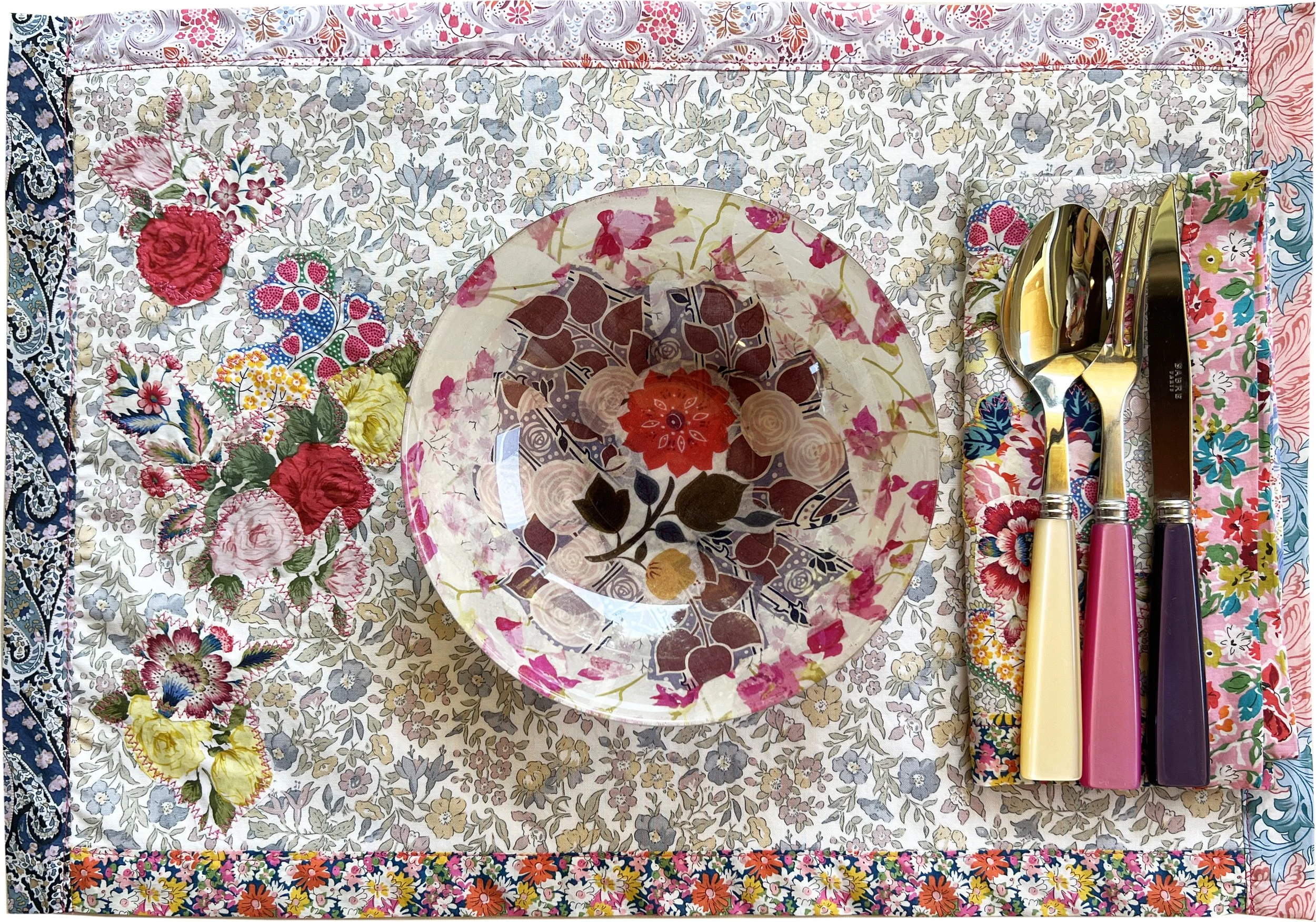 Pom Pom Placemats 1 Detail