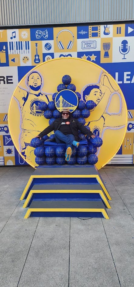 Golden State Warriors Throne.jpg