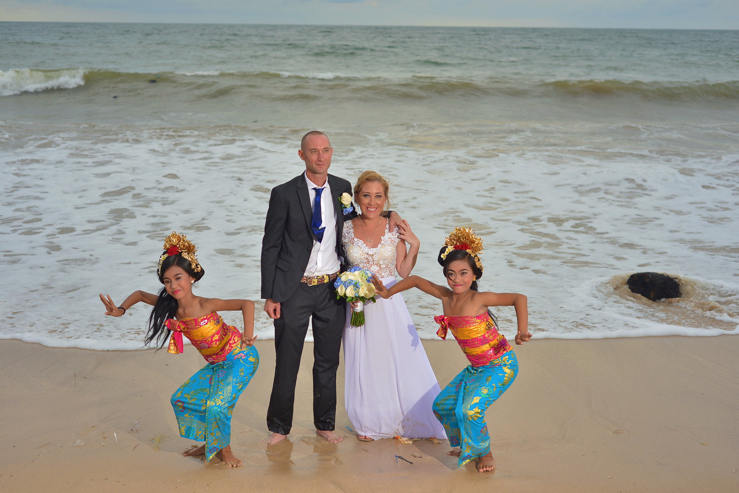 #baliweddingbutler #frontbeachwedding #weddinginbali #australianwedding 1.4.JPG