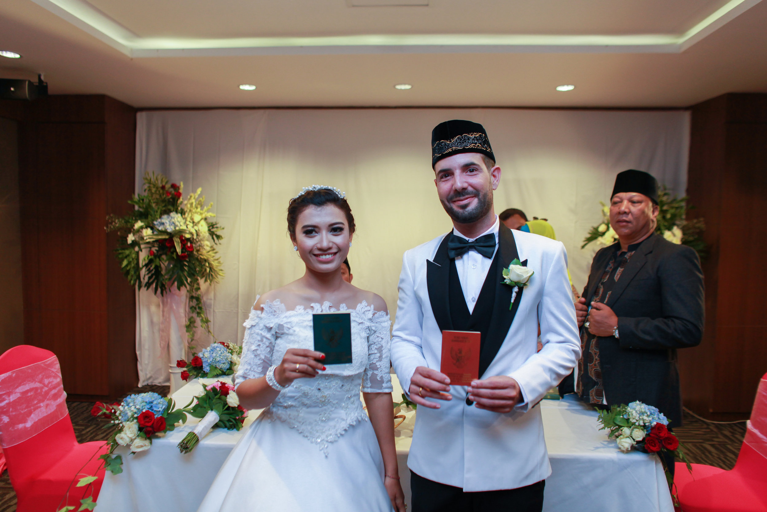 #Moslem wedding #baliweddingbutler #ijabqobul #akadnikah #weddingbali 2.0.jpg