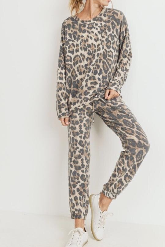 Around Town Leopard Set