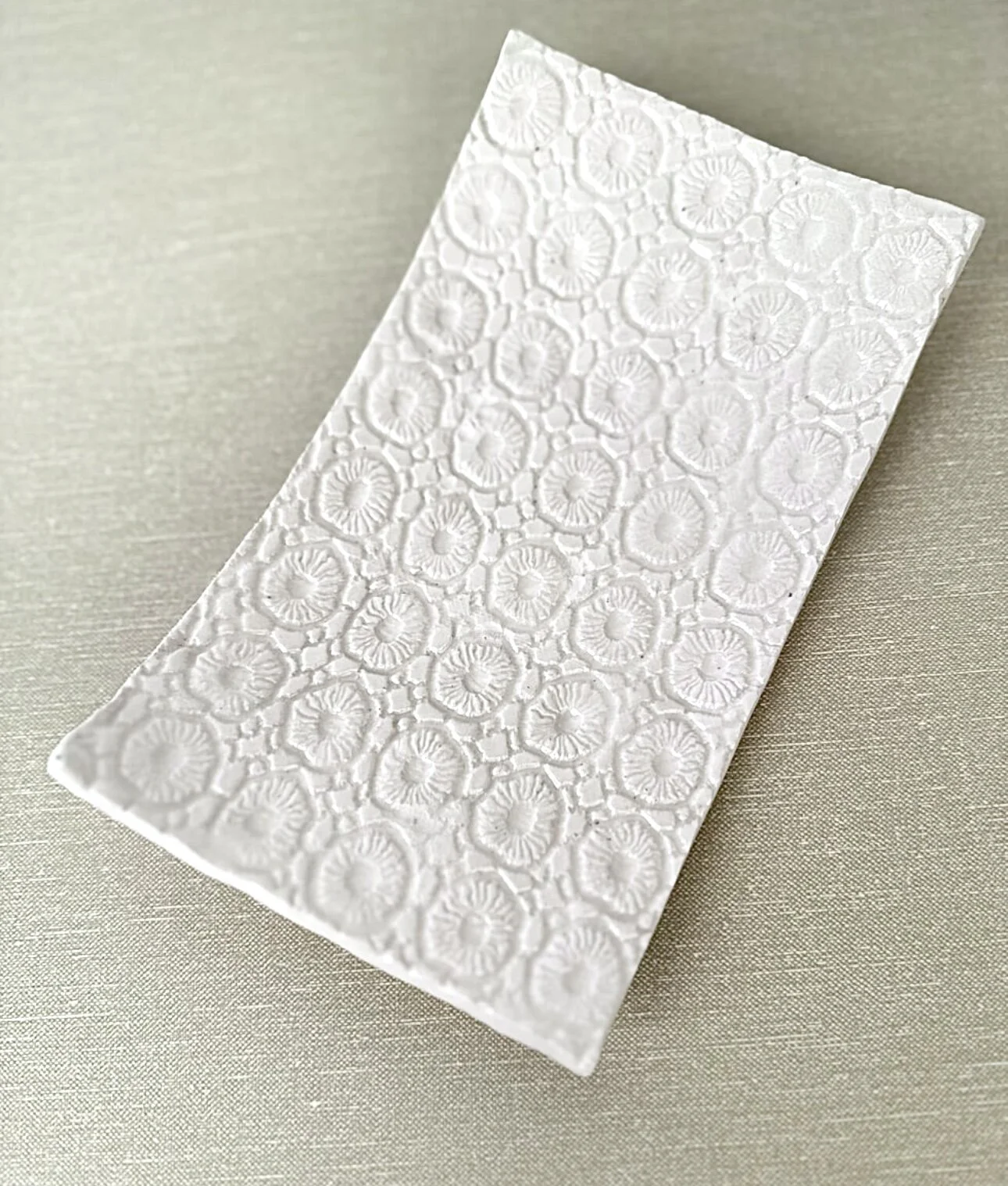 E6960584-EADB-4A6A-9273-DC7DA00EA3FE