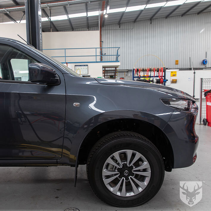 Standard towing mirrors on Mazda BT50