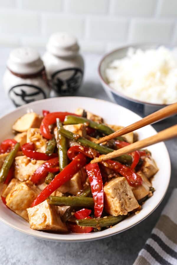 Honey-ginger-tofu-stir-fry-2OPTM.jpg