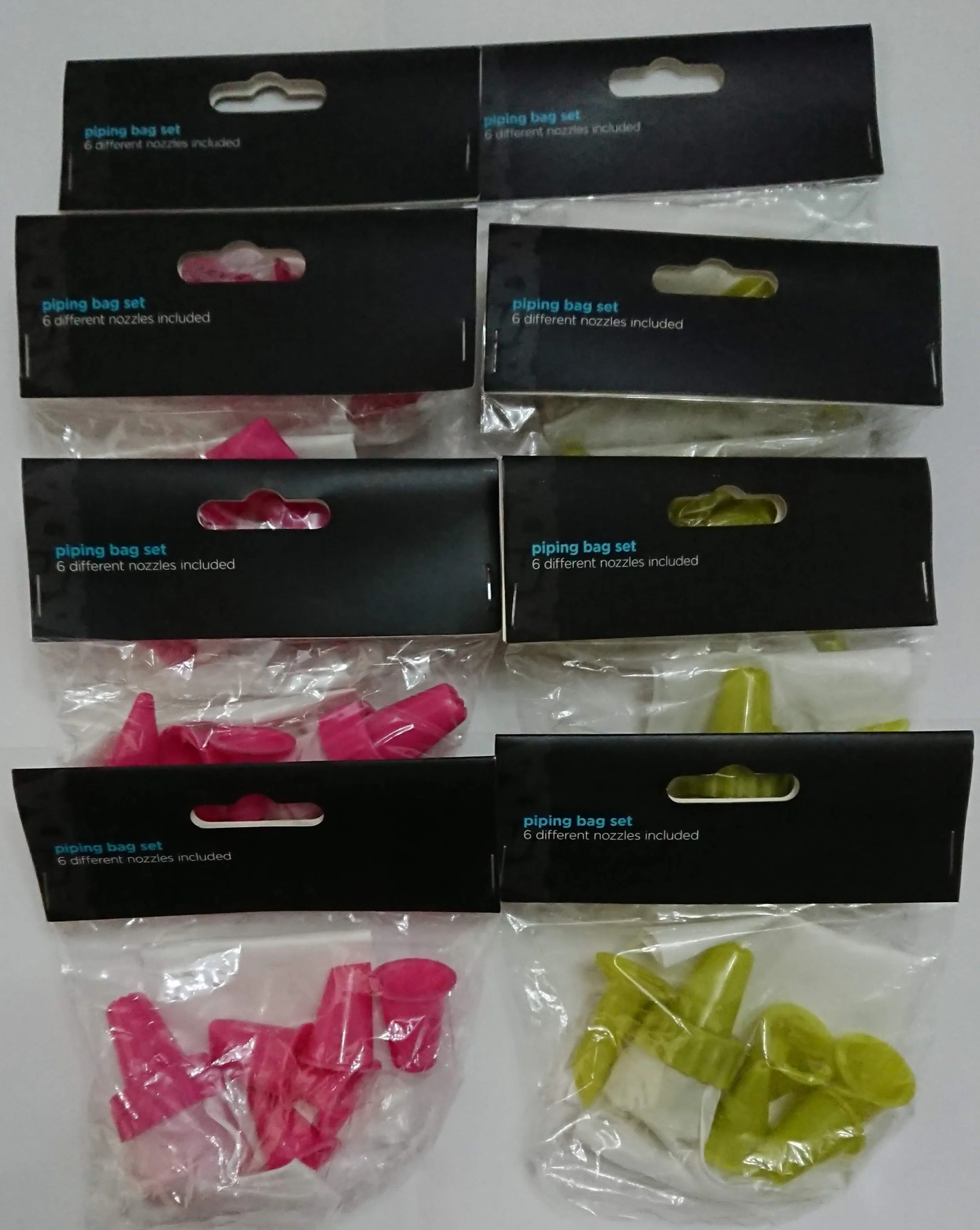 Piping Bag Set with 6 Nozzles