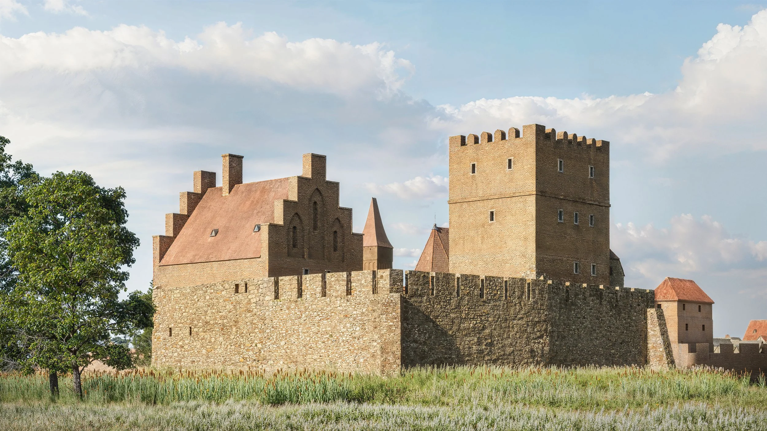 HP_04_250930 copy.jpg