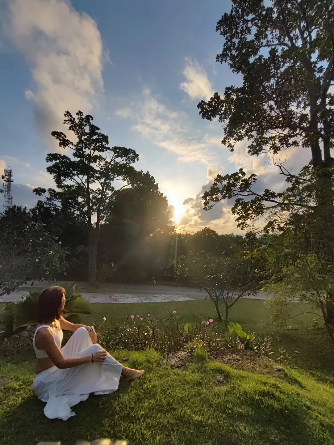 Dr Xiang Jun Serves the World
International Overseas TCM Consults &amp; Treatments
Koh Samui December 2025
Day 2

Sunrise Sunrise Everywhere.
Every Single One is Rare.
Art of God it is.
Only for the Eyes Worth of It.
 
✨❤️

drxiangjun.com

----------