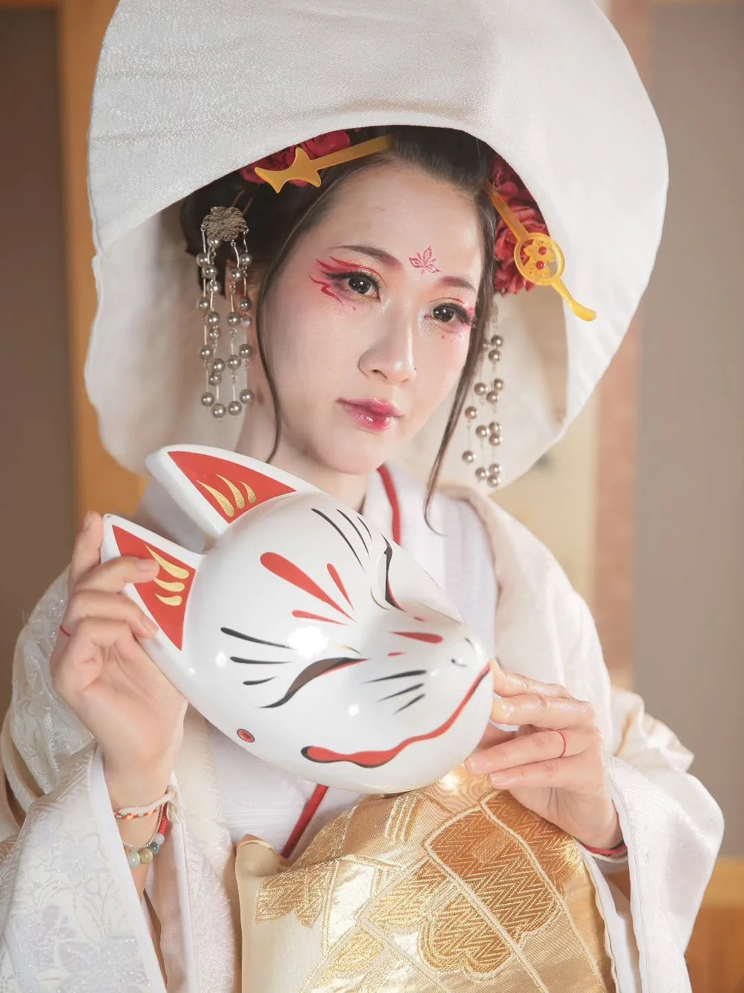 Dr Xiang Jun Serves the World 
International Overseas Private 
TCM Consults &amp; Treatments
Kyoto March 2026 - Kitsune Series 1.0

Fantasy or Reality.
We are in the Same Place but not the Same World. 
Welcome to my Reality.

drxiangjun.com
---------