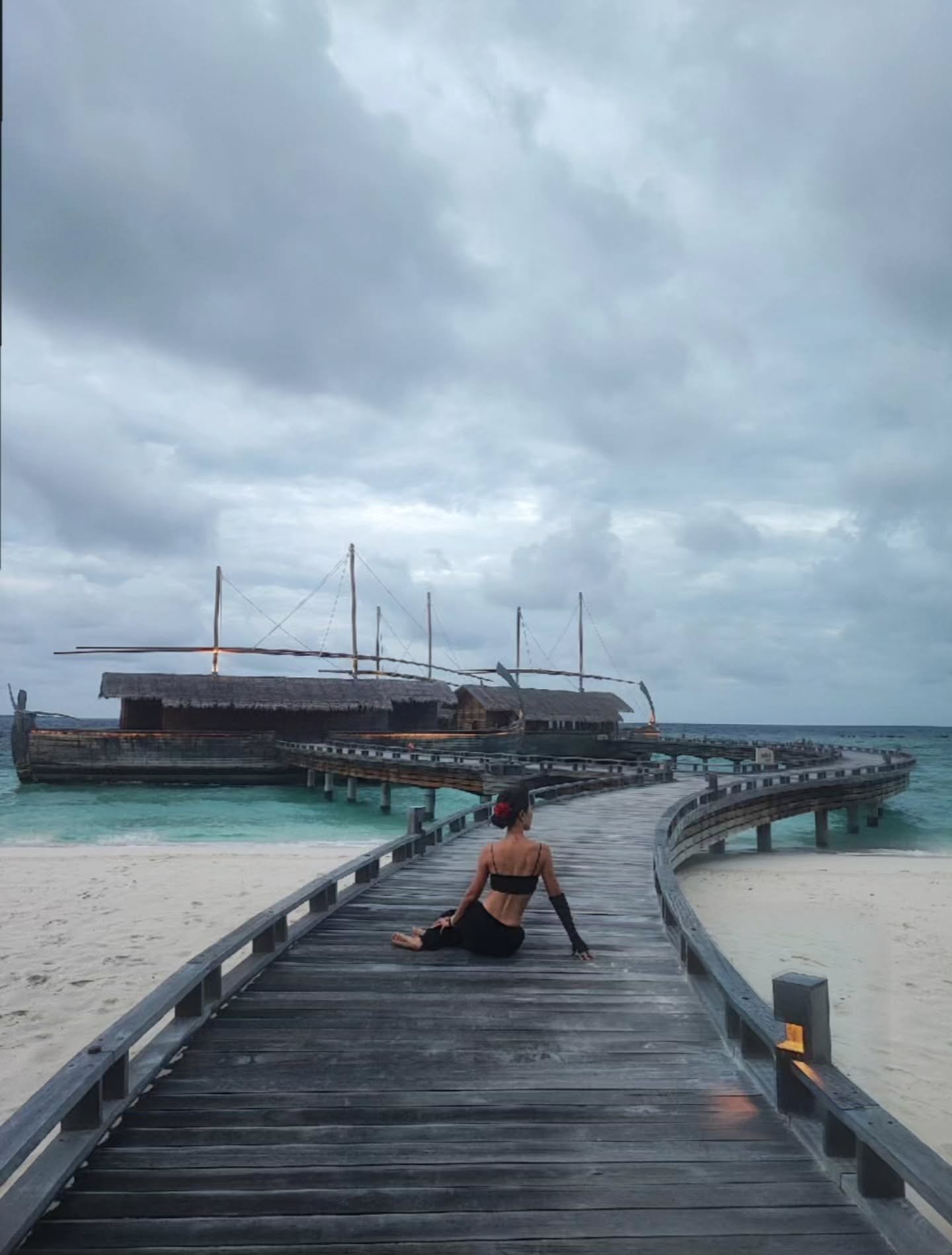 Dr&nbsp;Xiang&nbsp;Jun&nbsp;Serves&nbsp;the&nbsp;World
International&nbsp;Overseas&nbsp;TCM&nbsp;Consults&nbsp;&amp;&nbsp;Treatments
Maldives
September 2026
Day 8

There is beauty even when there is rain and storm. 

You just need to recognise it.

?