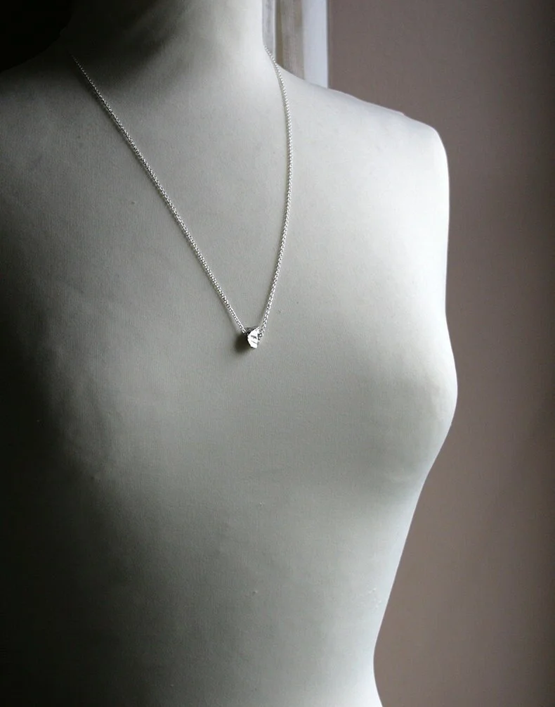 https://i.etsystatic.com/5806950/r/il/184c10/1466081824/il_fullxfull.1466081824_qyj9.jpg