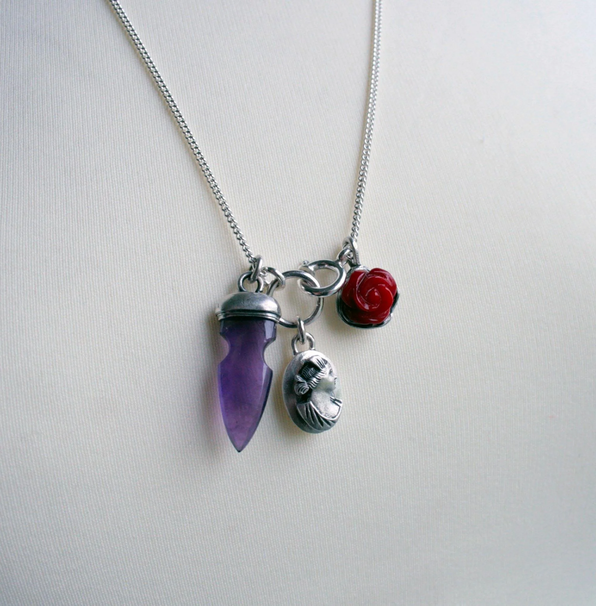 https://i.etsystatic.com/5806950/r/il/d2808a/6404802732/il_fullxfull.6404802732_7u1r.jpg