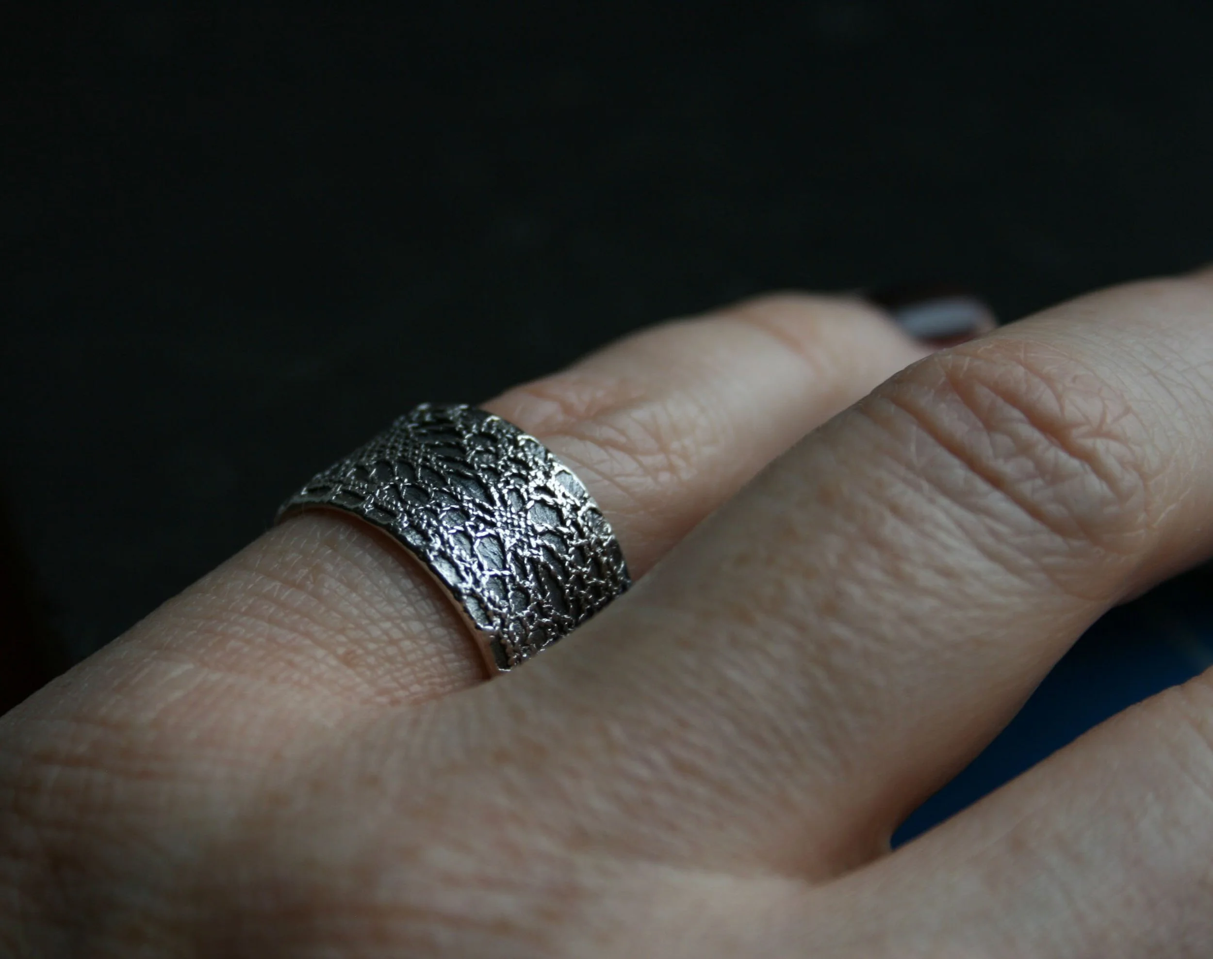 https://i.etsystatic.com/5806950/r/il/99cf00/6044742485/il_fullxfull.6044742485_7g5m.jpg