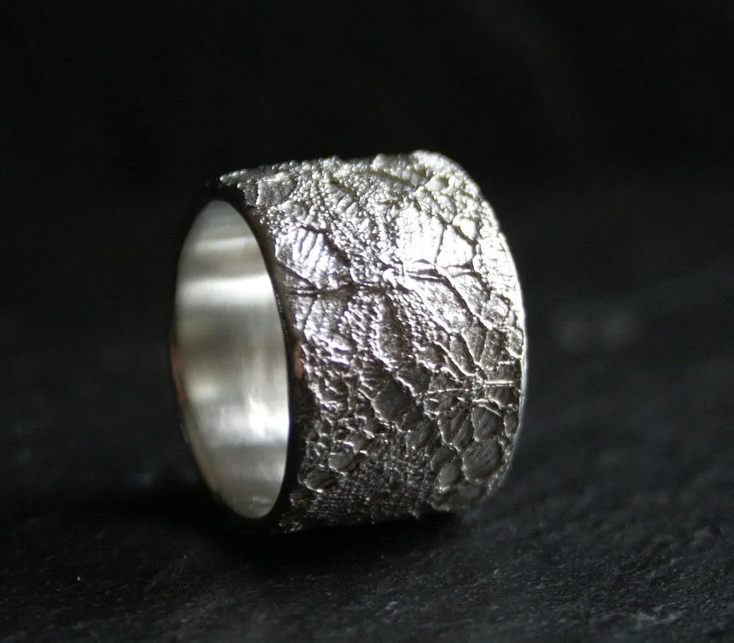https://i.etsystatic.com/5806950/r/il/da3917/785191919/il_fullxfull.785191919_r4eb.jpg
