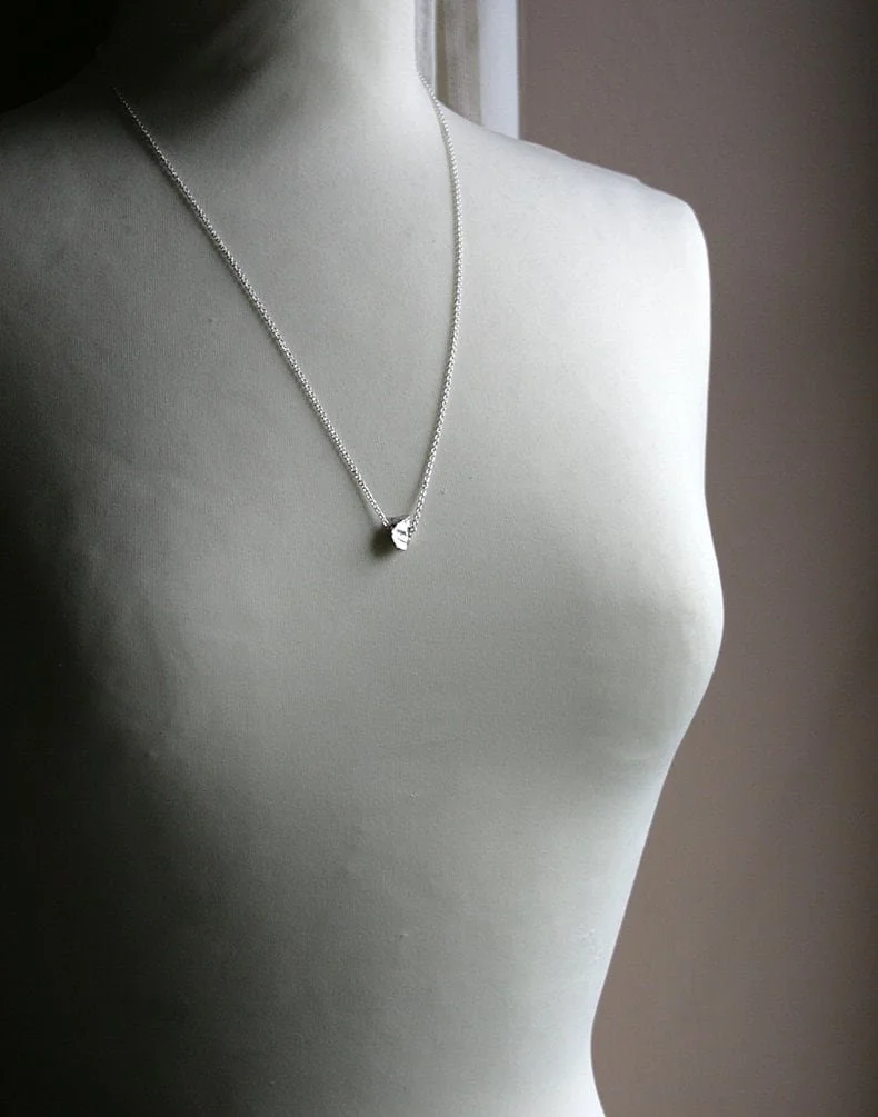 https://i.etsystatic.com/5806950/r/il/184c10/1466081824/il_fullxfull.1466081824_qyj9.jpg
