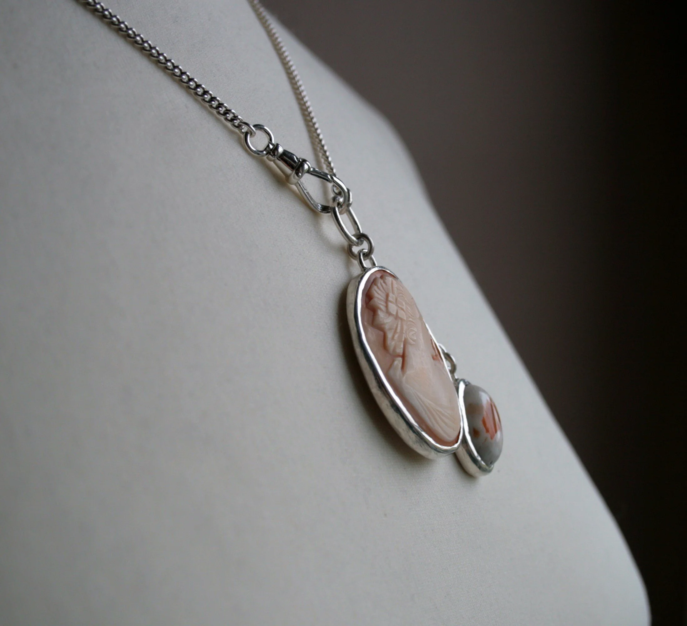 https://i.etsystatic.com/5806950/r/il/947d6a/2244964277/il_fullxfull.2244964277_7q8e.jpg