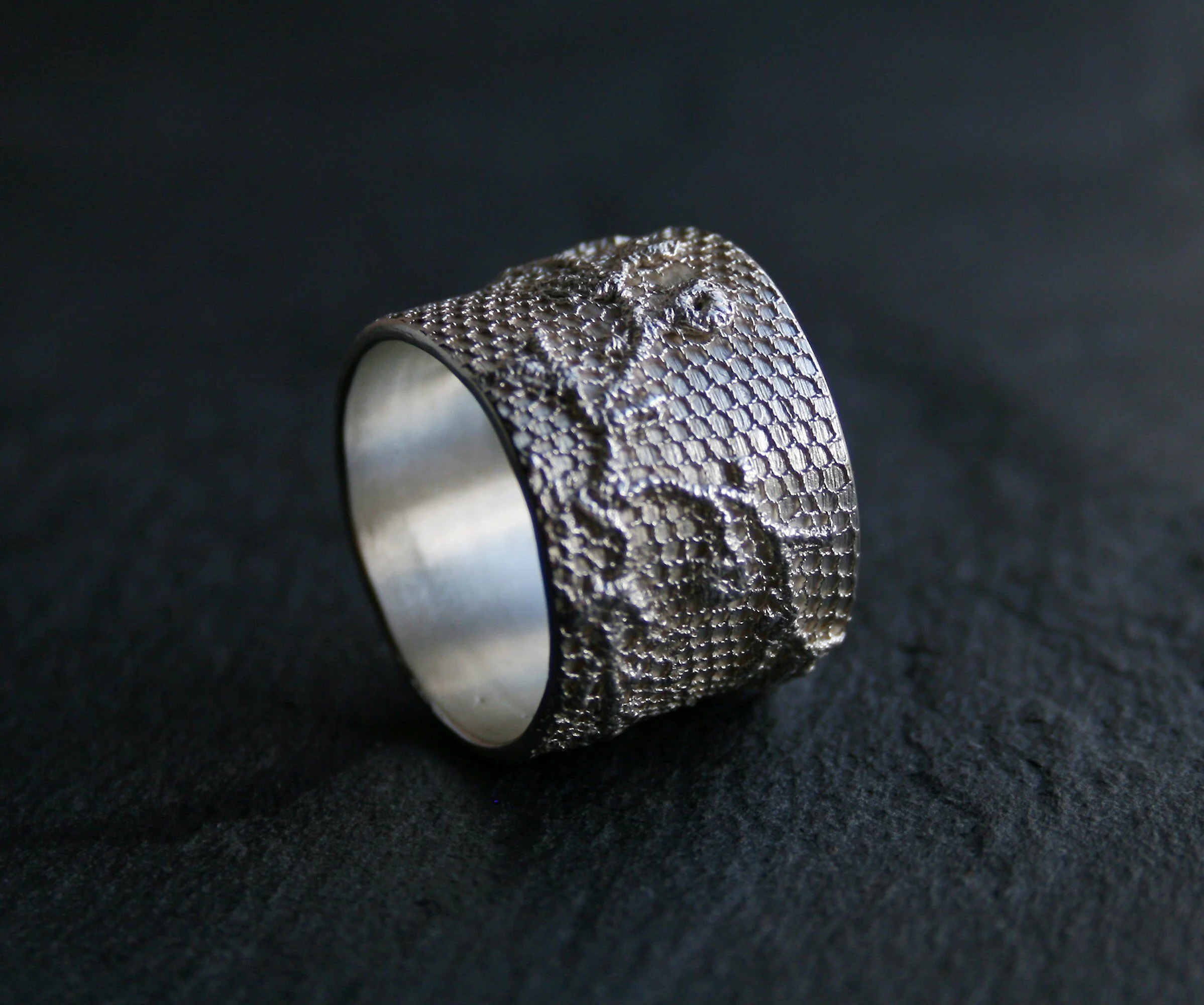 https://i.etsystatic.com/5806950/r/il/6c42d4/2579309162/il_fullxfull.2579309162_eugx.jpg