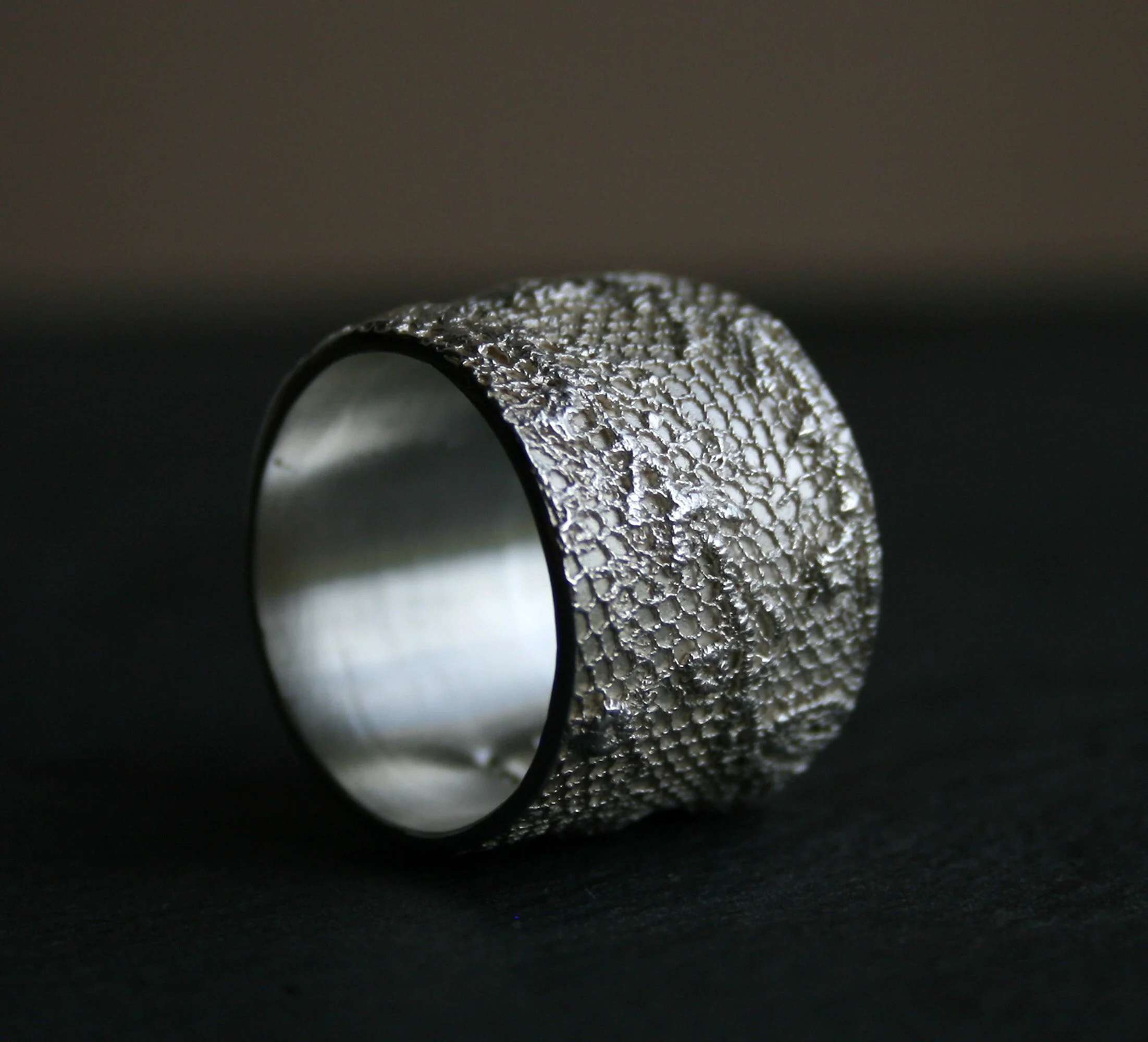 https://i.etsystatic.com/5806950/r/il/c2ce7e/2626964259/il_fullxfull.2626964259_9c9k.jpg