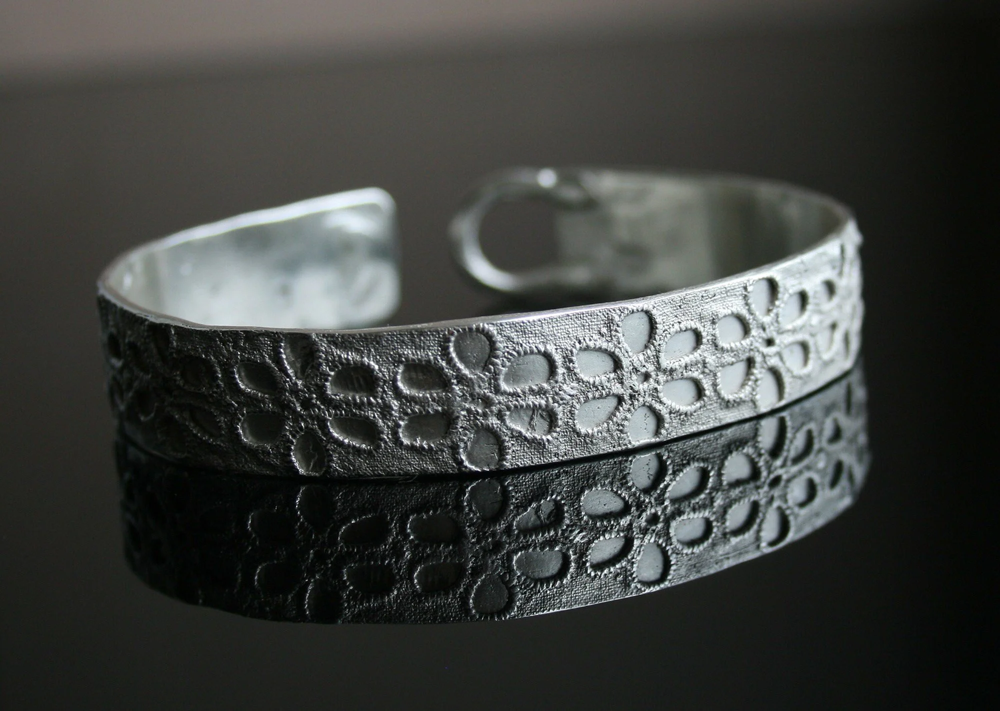 https://i.etsystatic.com/5806950/r/il/d11f6d/2455131305/il_fullxfull.2455131305_p16r.jpg