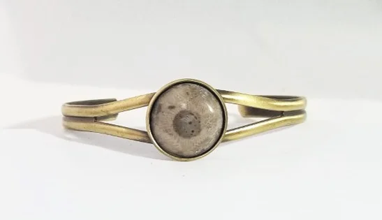 antq+gold+cuff+small.jpg