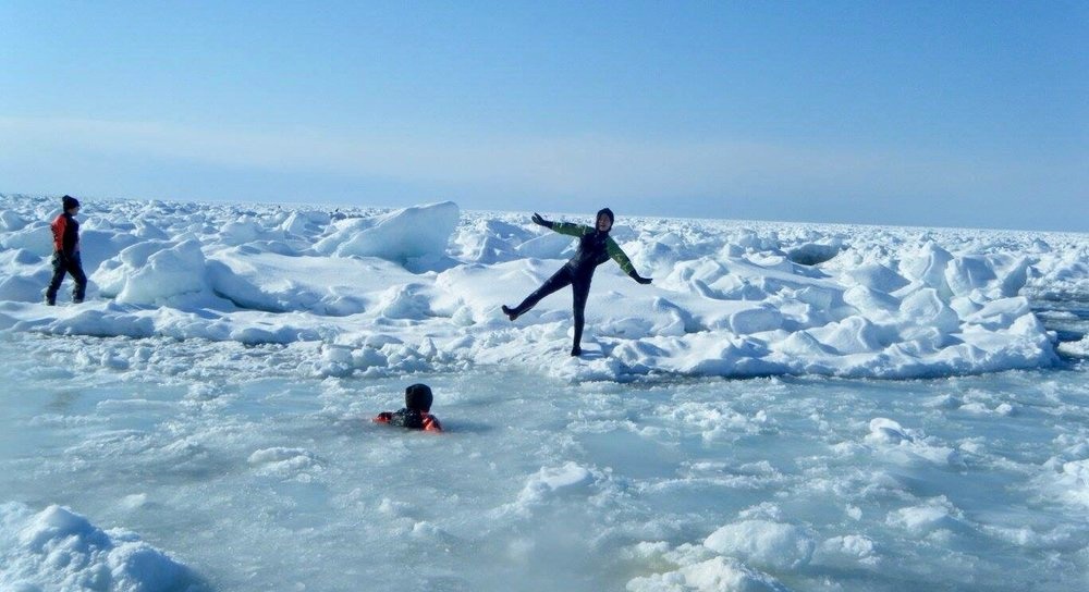 Swim in Frozen Sea: Drift Ice Tour in Shiretoko, Hokkaido