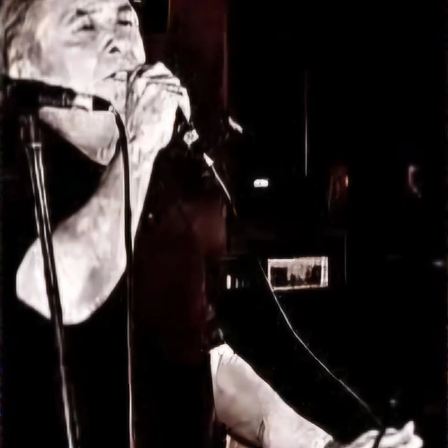 We look forward to performing once again @bohemiabrighton this Thursday 28th August 9.30 - 11.30pm.
Joining me for this one are the marvellous Roy Hilton on piano,  Bobby Worth on drums and Paul Whitten on double bass.
#livemusic 
#music 
#pop 
#popm