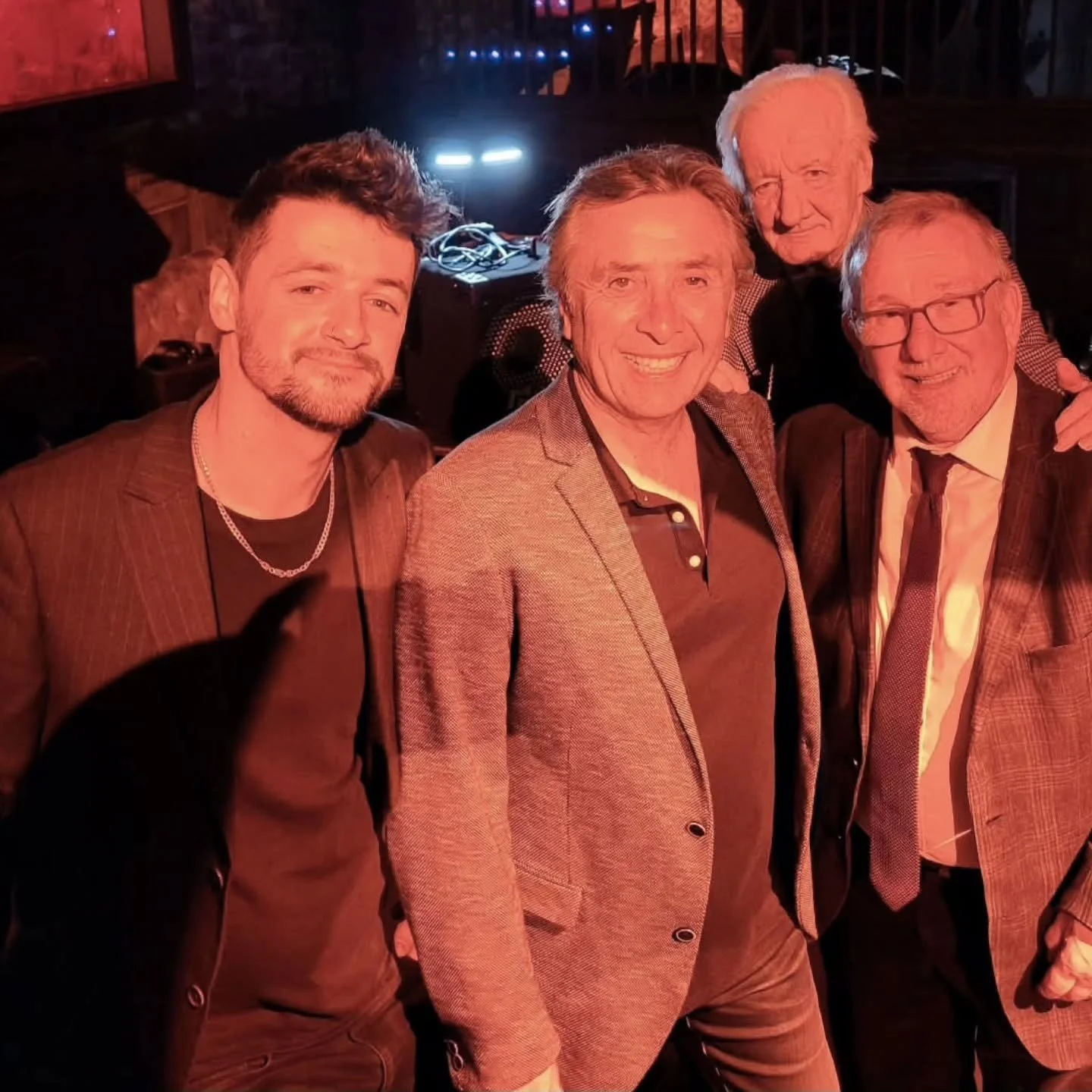 @bohemiabrighton this Thursday evening, 27th November, with the mighty Bobby Worth on drums,  Roy Hilton on piano and @ozdechaine on bass. 
Showtime 9.30pm till 11.30pm 
#livemusic 
#swing 
#singsandswings 
#swingmusic
#popmusıc 
#jazzquartet
#jazz 
