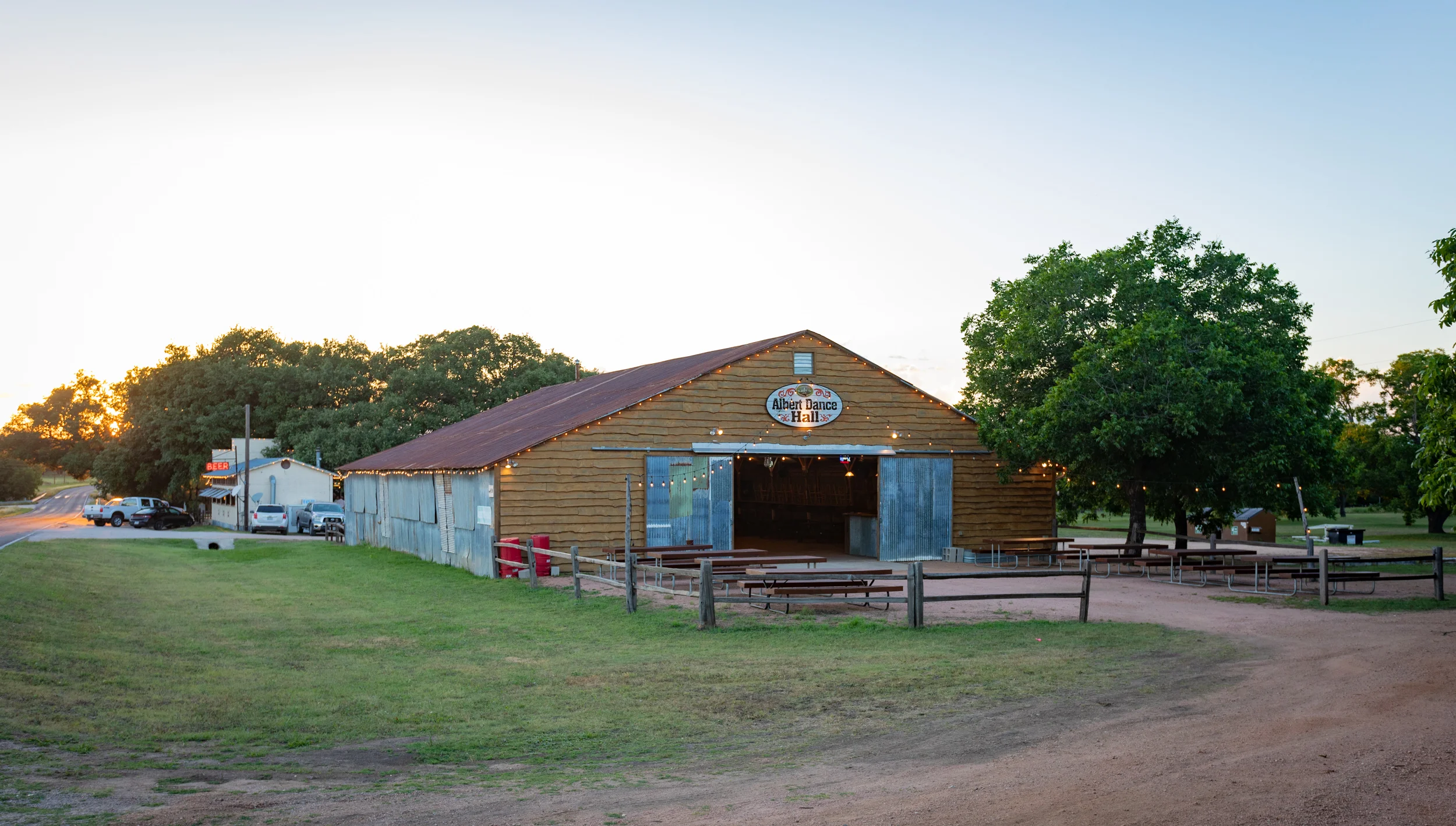 Albert, TX ICEHOUSE & DANCEHALL