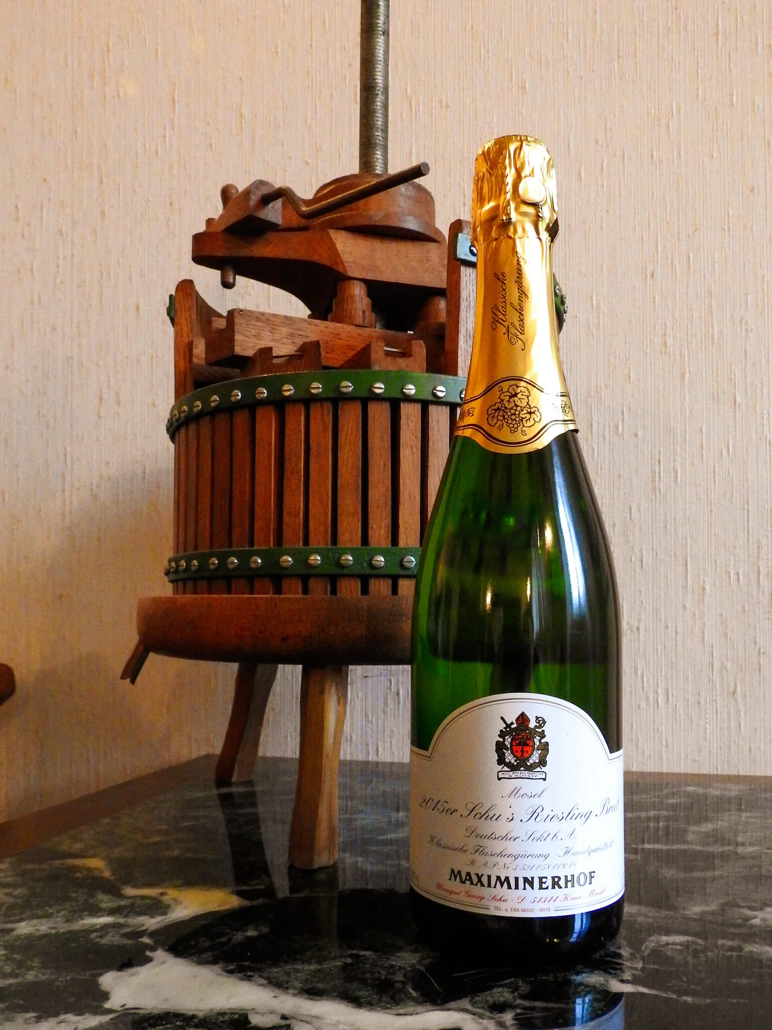 2015_Riesling Brut.jpg
