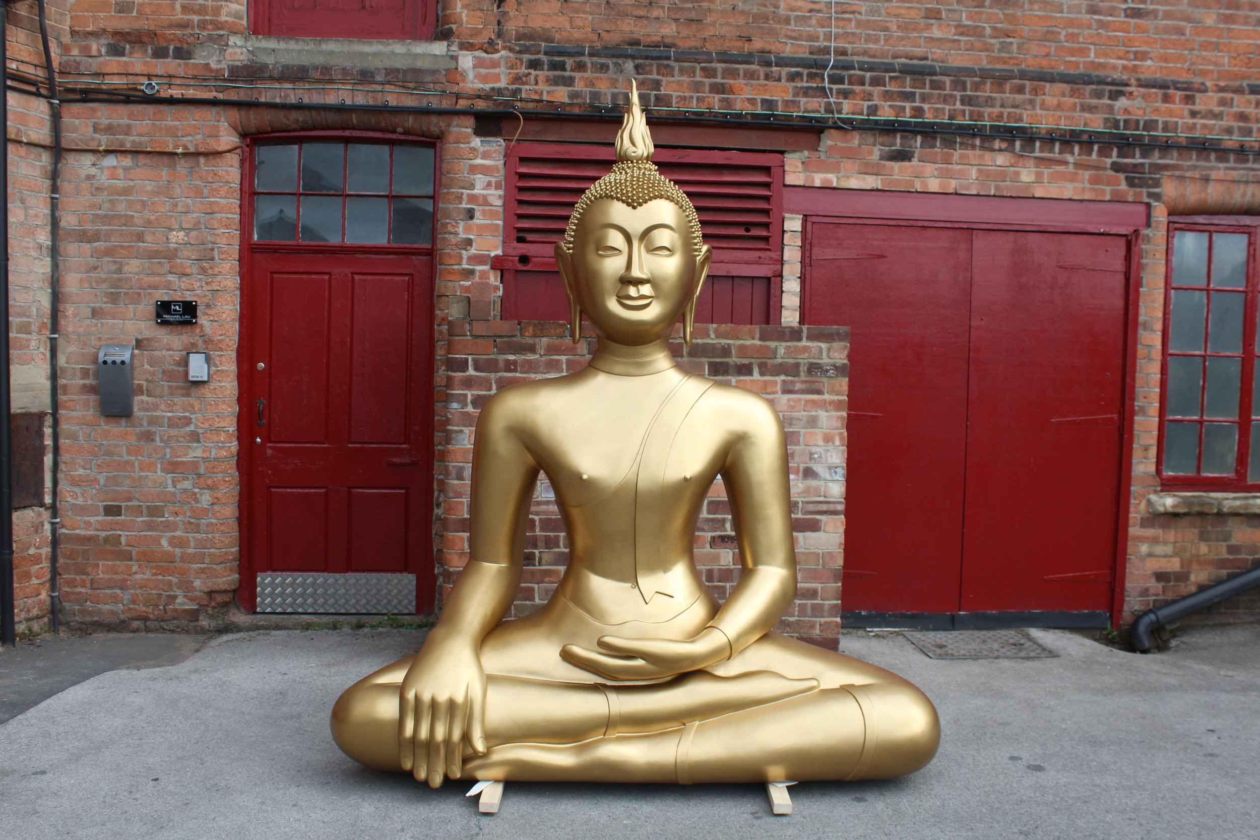 Gold Buddha, the King And I