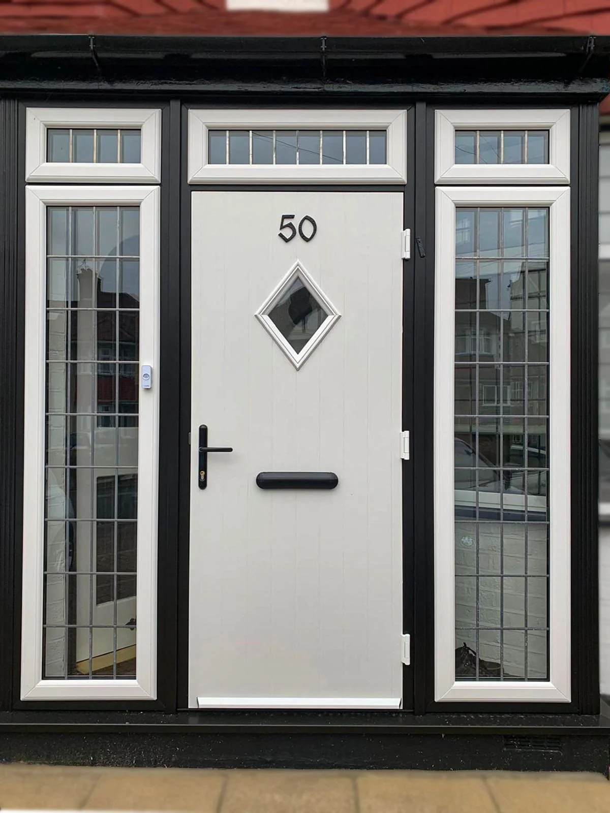oakwood-door-composite-cream-diamond.jpg