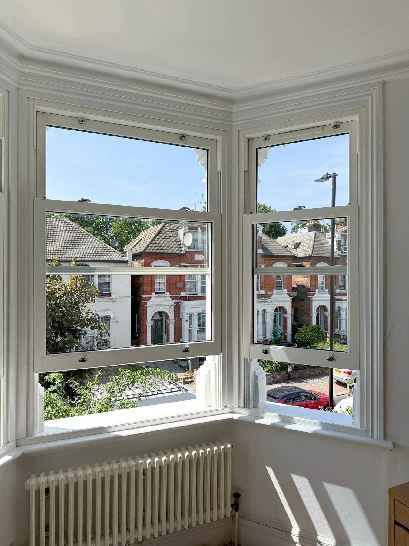 oakwood-bay-window-upvc-interior-bright.jpg